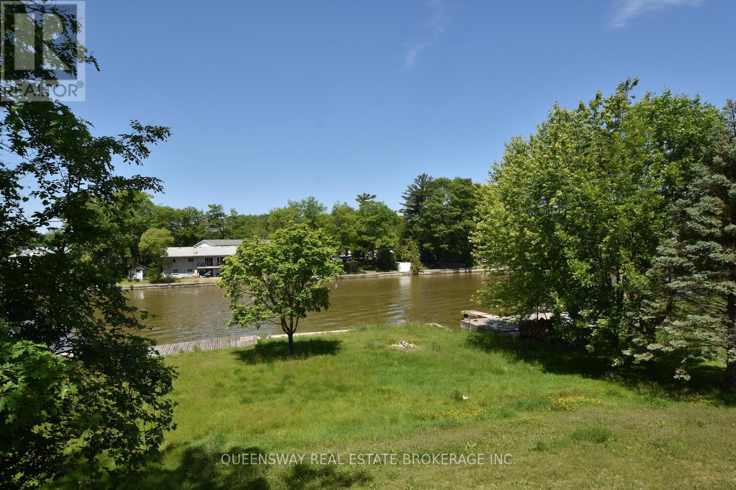 1852 River Road W Property Photo 17