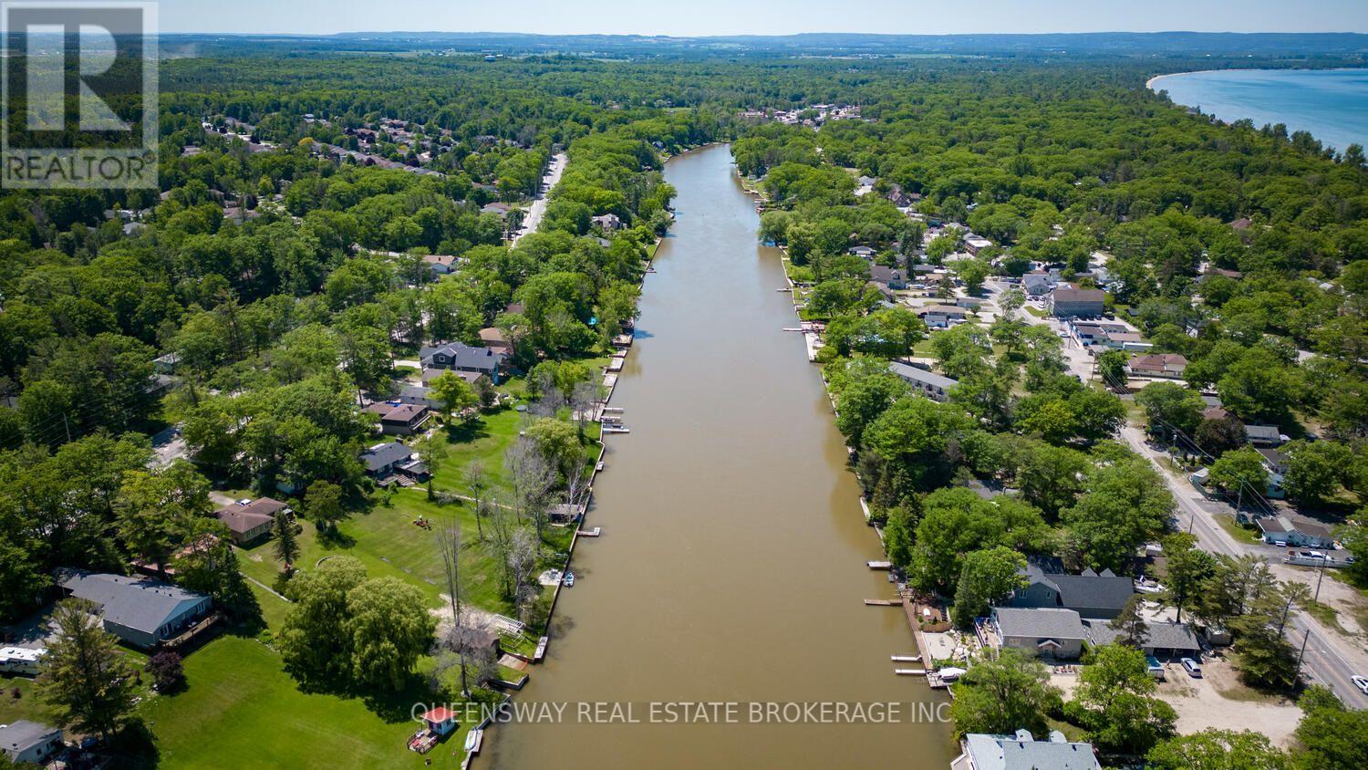 1852 River Road W Property Photo 26