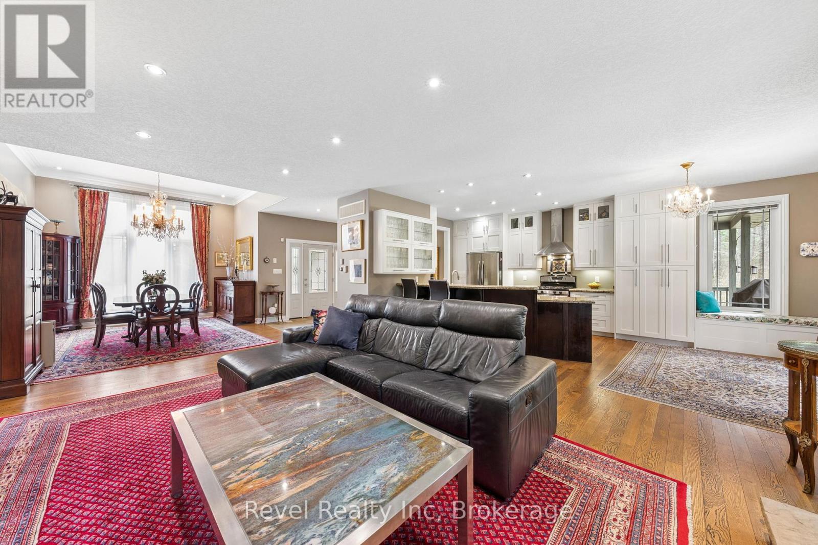 54 Vincent Circle Property Photo 15