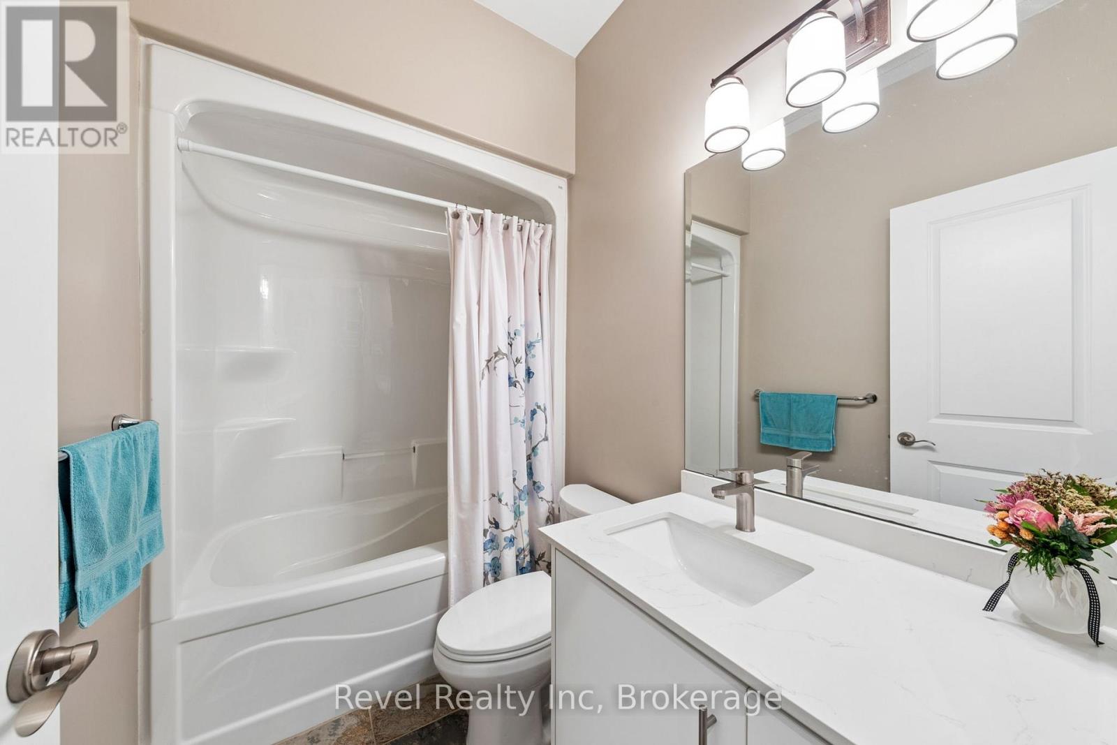 54 Vincent Circle Property Photo 25
