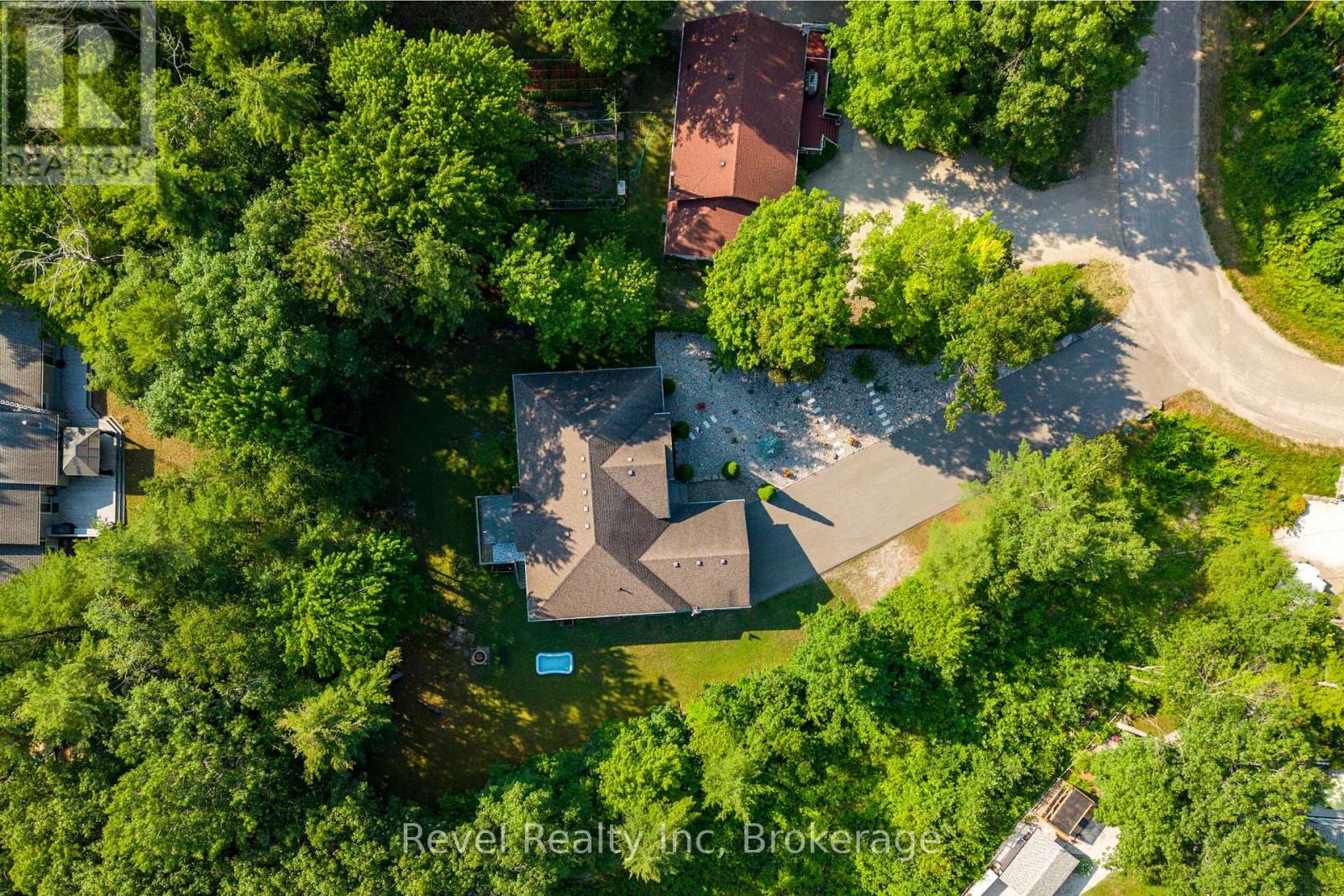 54 Vincent Circle Property Photo 37