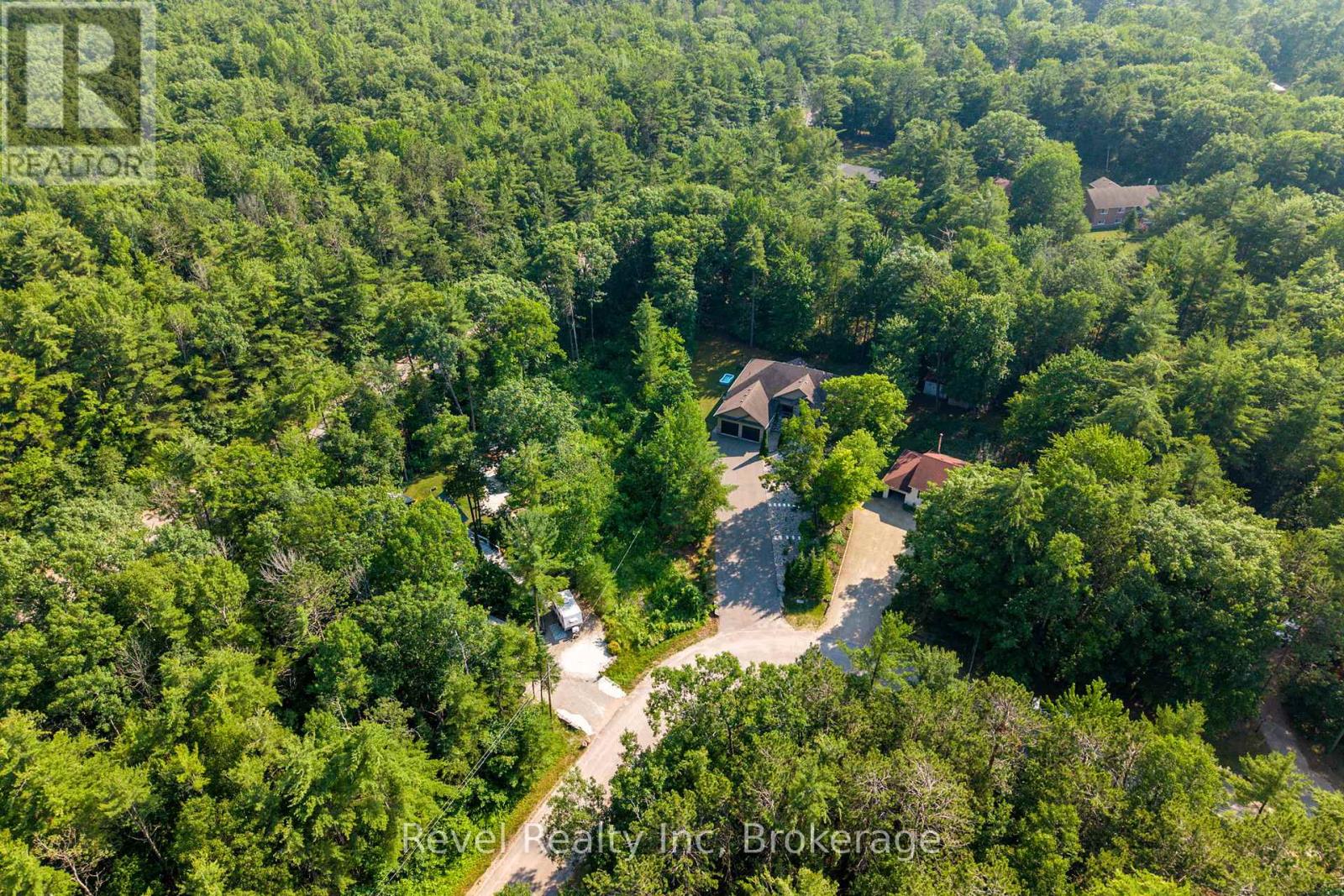 54 Vincent Circle Property Photo 42
