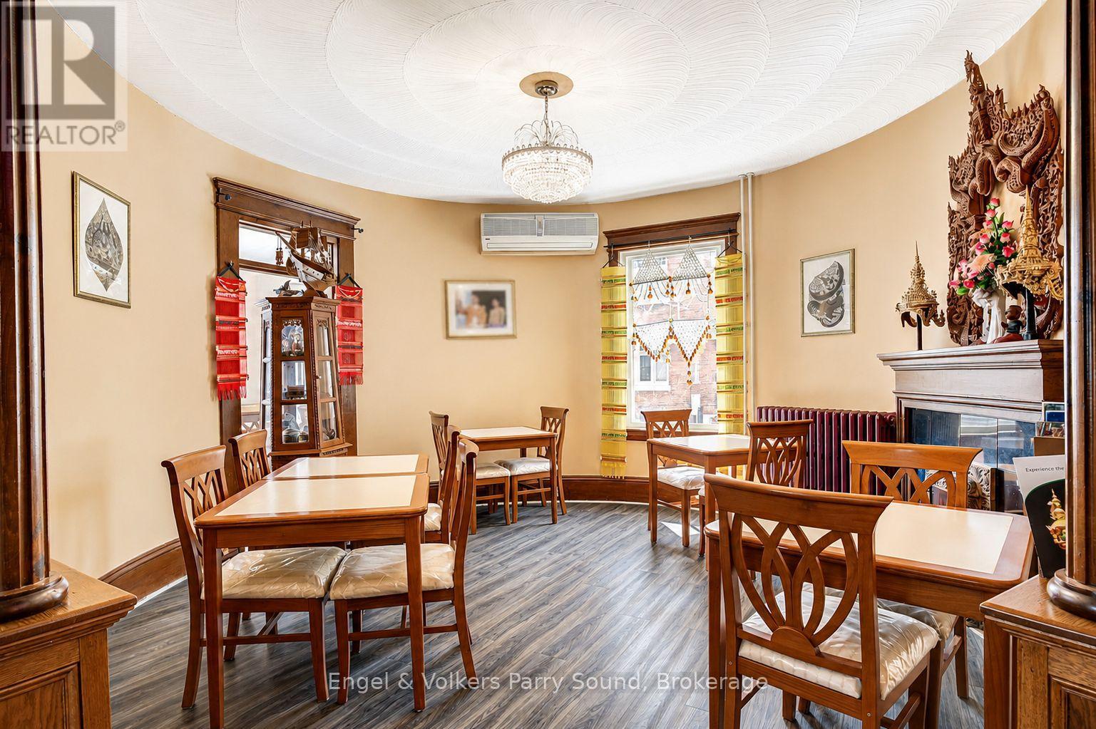 168 Dunlop Street E Property Photo 9