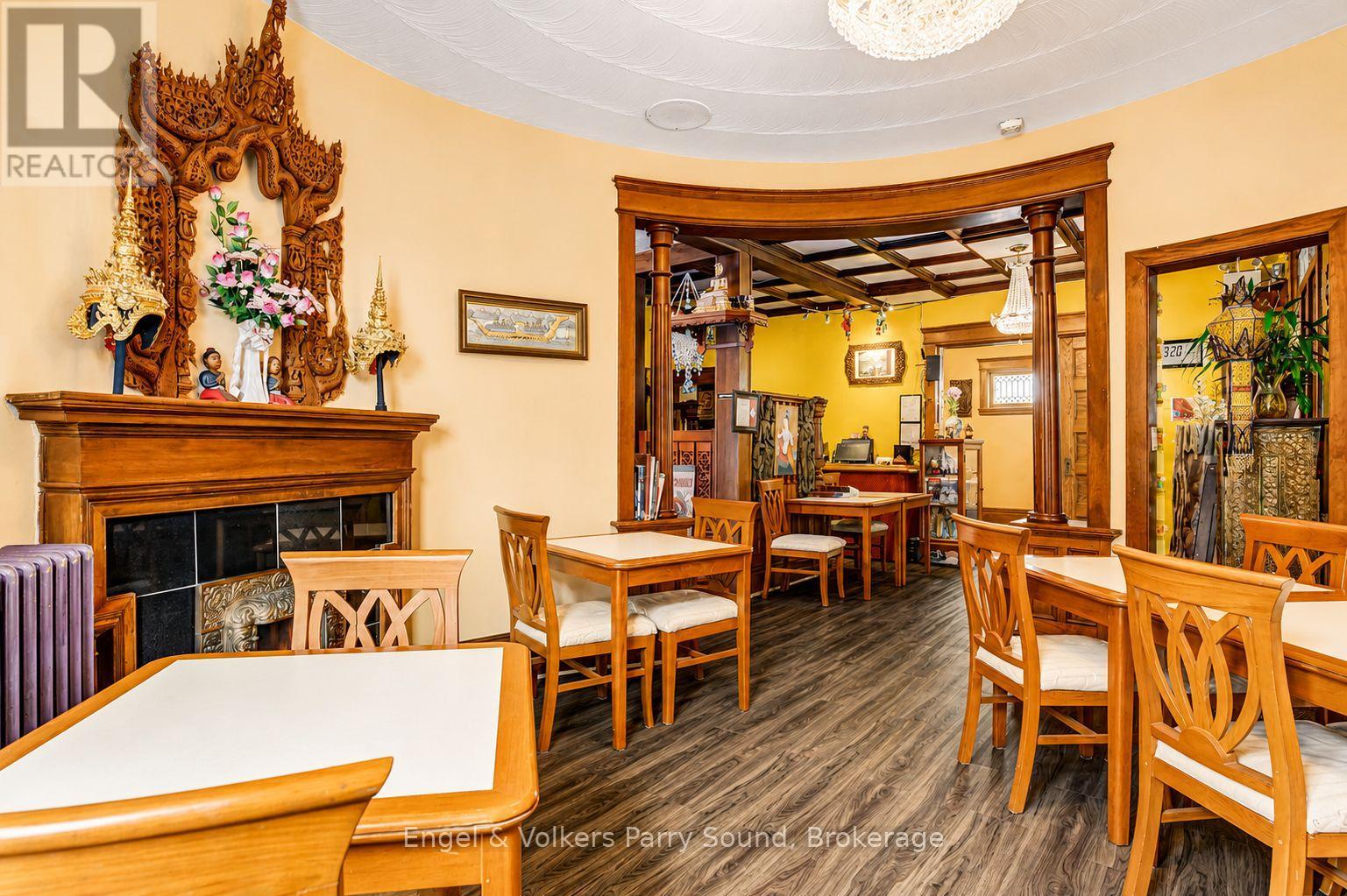 168 Dunlop Street E Property Photo 10