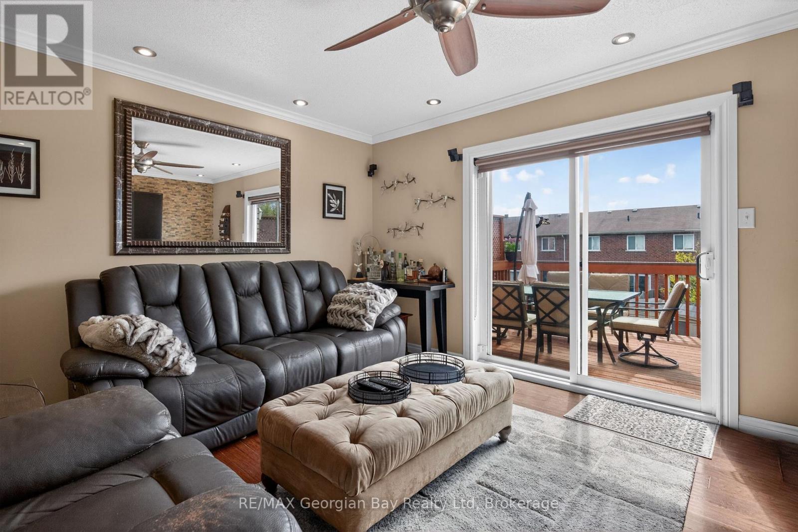 177 Southwinds Crescent Property Photo 8