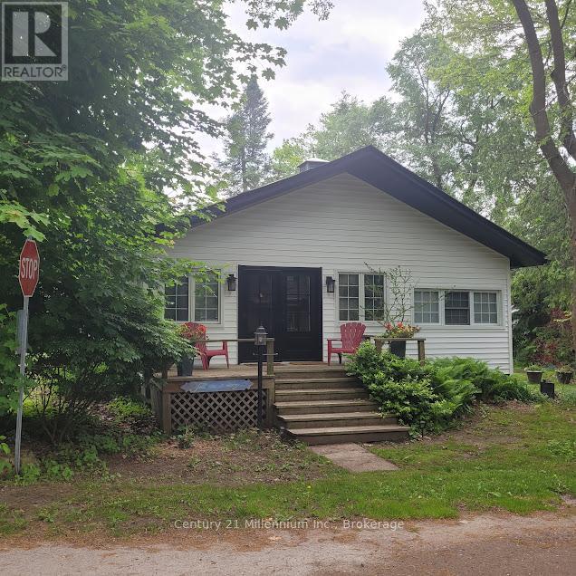 19 HASTINGS AVENUE Property Photo 1