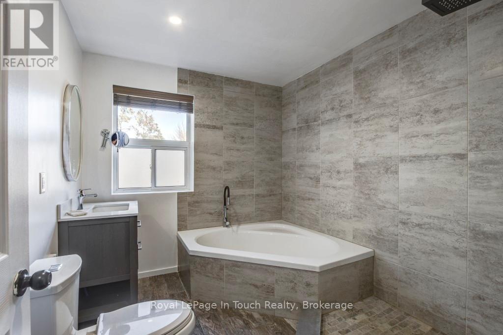 142 Duck Bay Road Property Photo 11