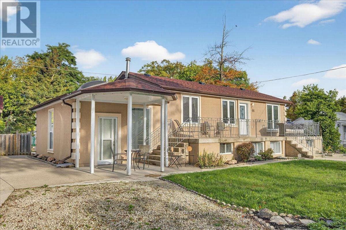 44 GLENWOOD DRIVE Property Photo 1