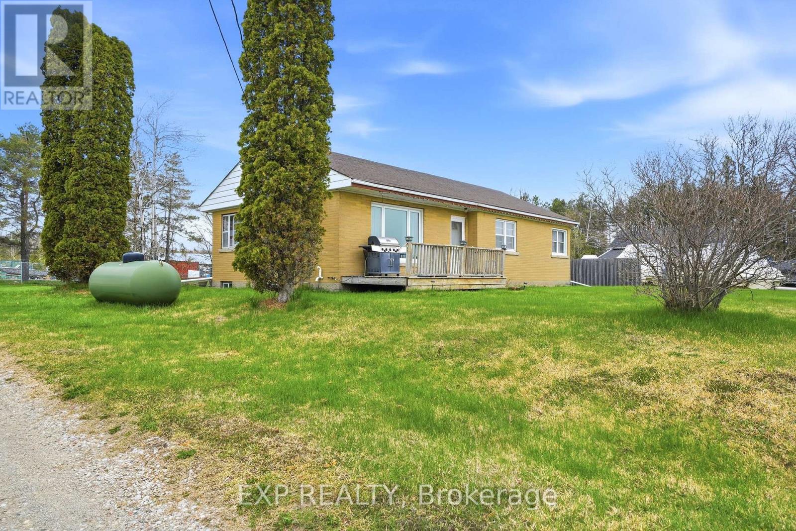 4142 Stewarts Lane Property Photo 4