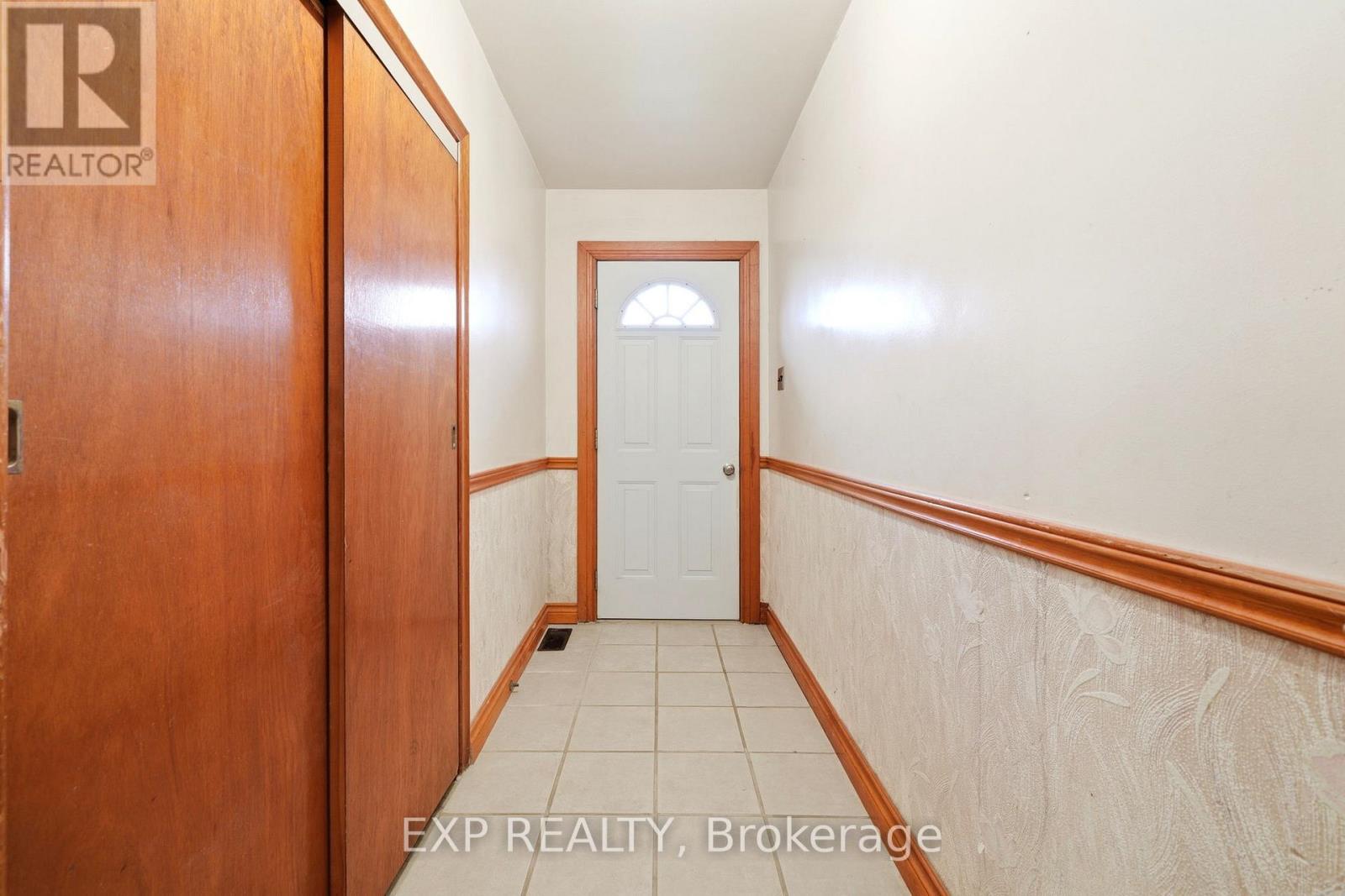 4142 Stewarts Lane Property Photo 7