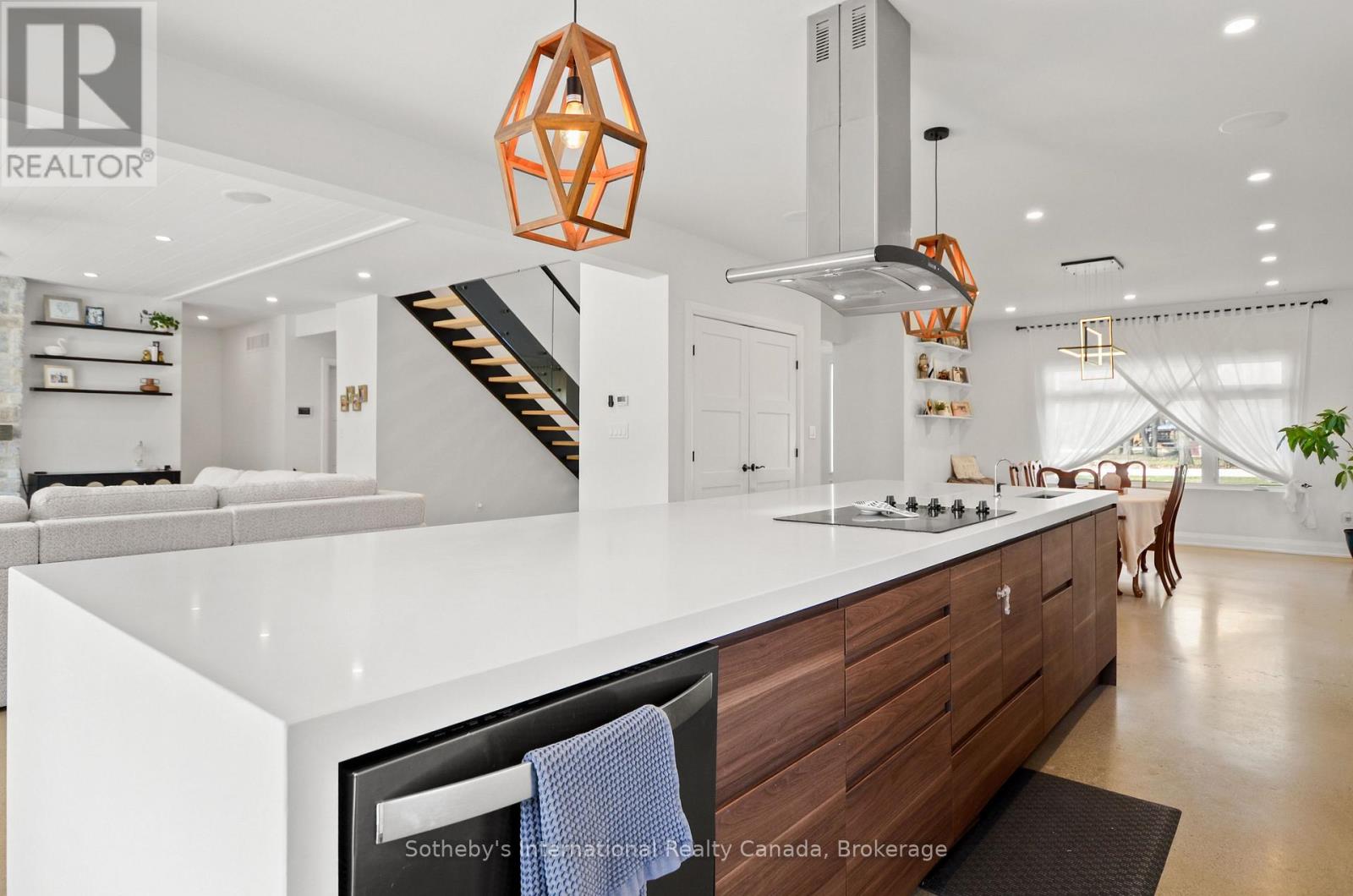 71 Oak Lea Boulevard Property Photo 12