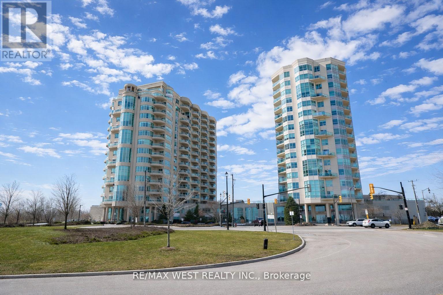PH1 1 - 2 TORONTO STREET Property Photo 1