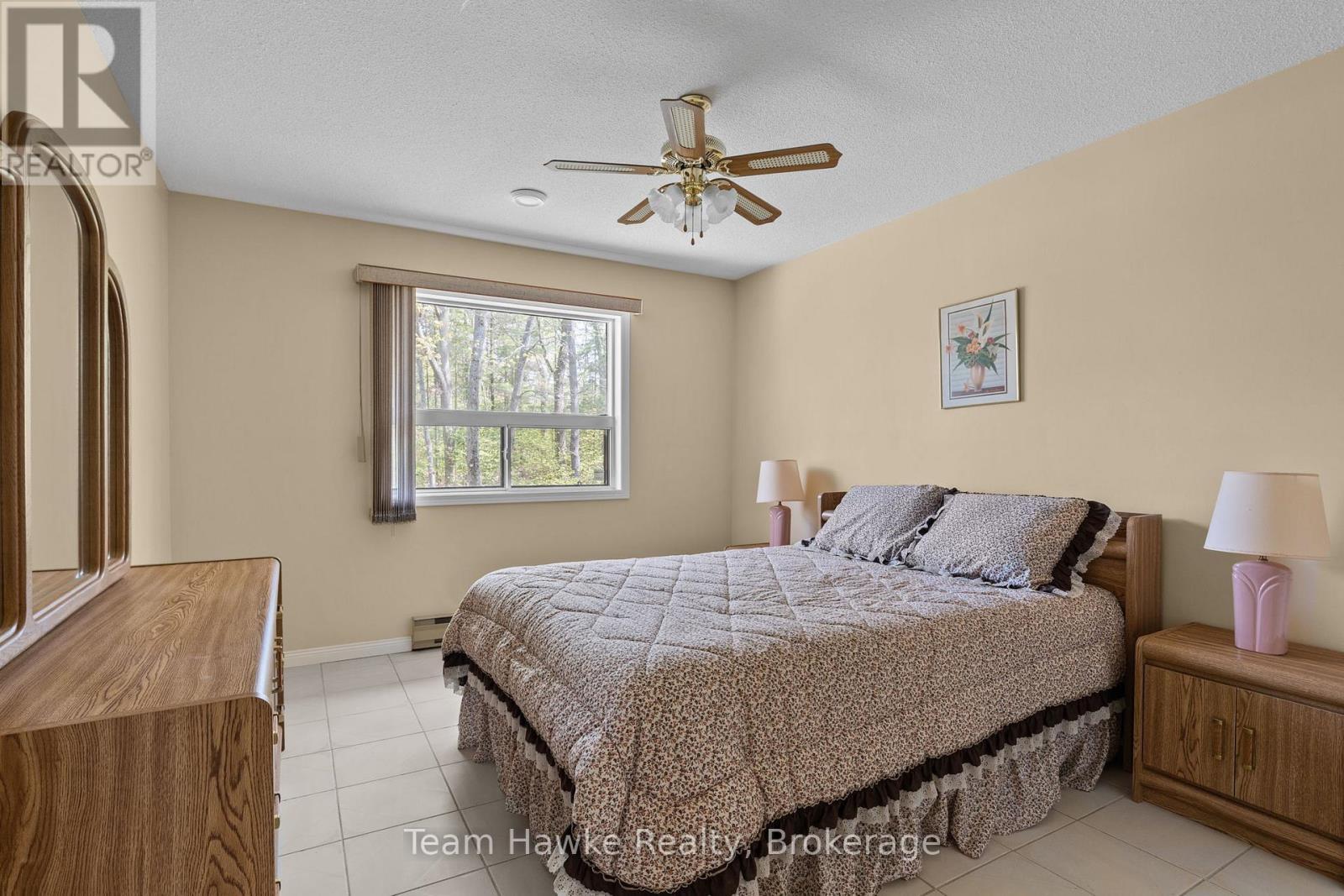 2253 Tiny Beaches Road S Property Photo 14