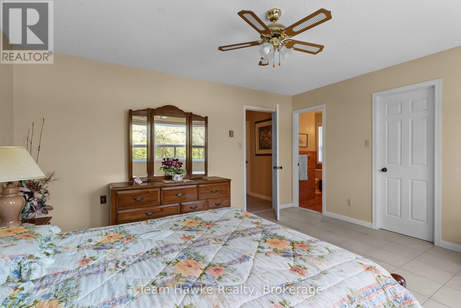2253 Tiny Beaches Road S Property Photo 16