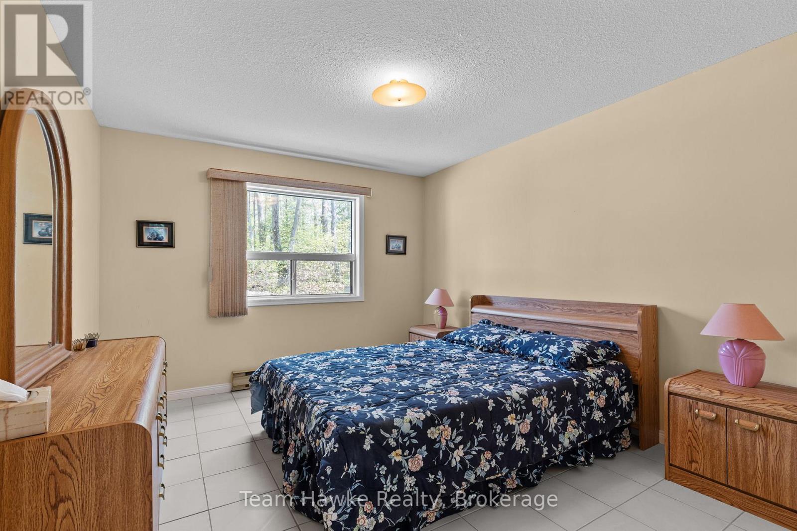 2253 Tiny Beaches Road S Property Photo 18