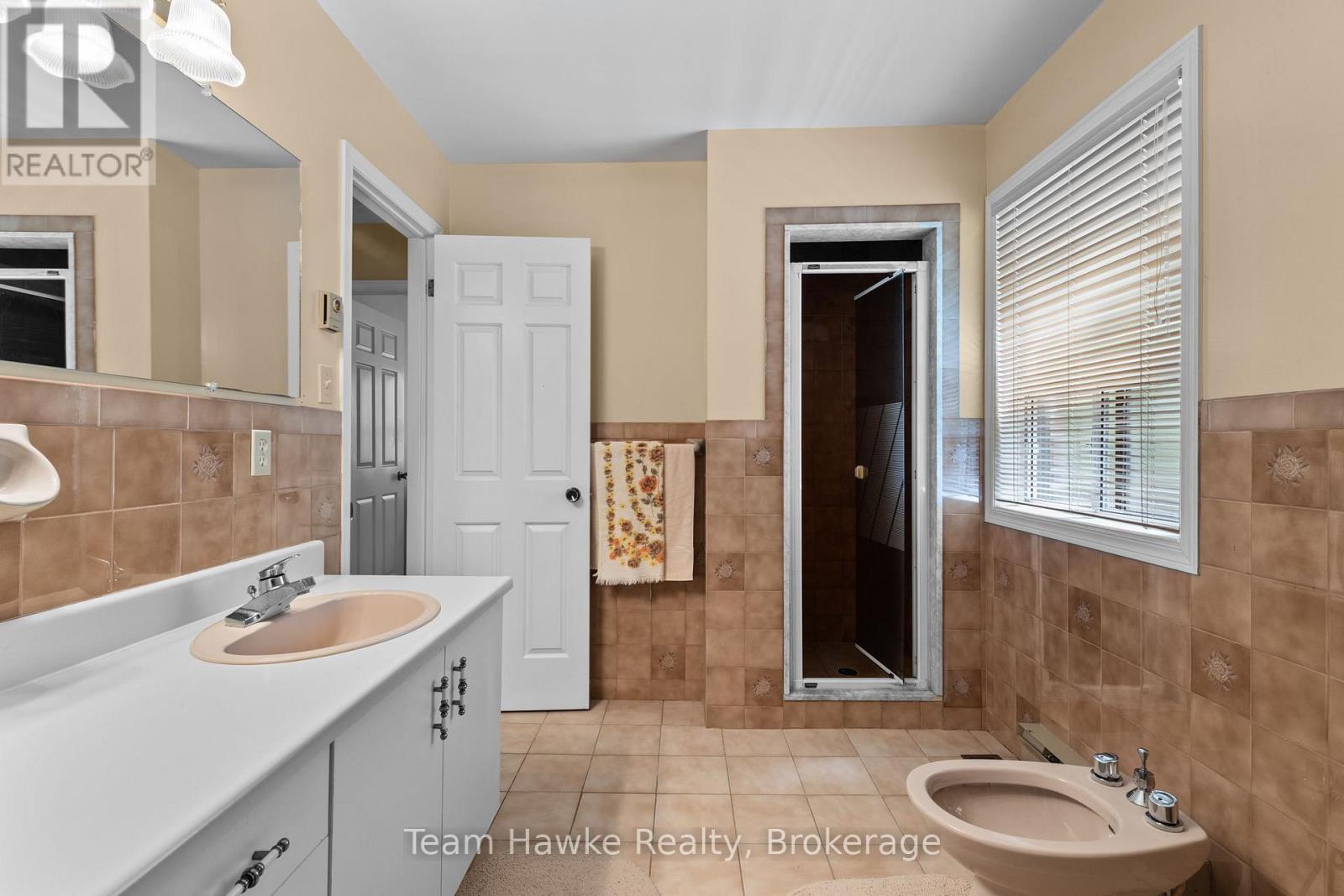 2253 Tiny Beaches Road S Property Photo 22
