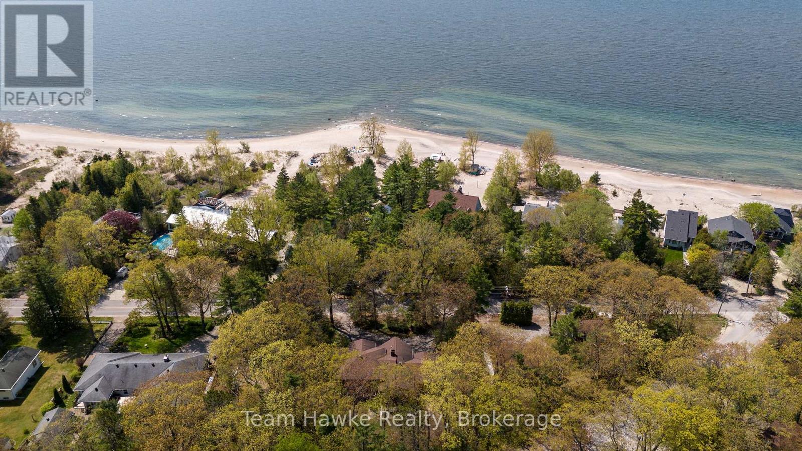 2253 Tiny Beaches Road S Property Photo 29