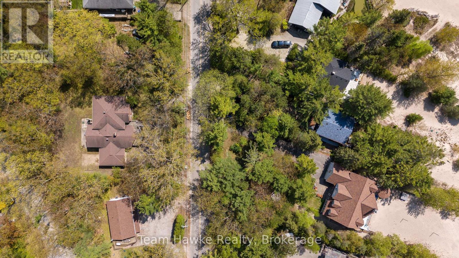 2253 Tiny Beaches Road S Property Photo 30