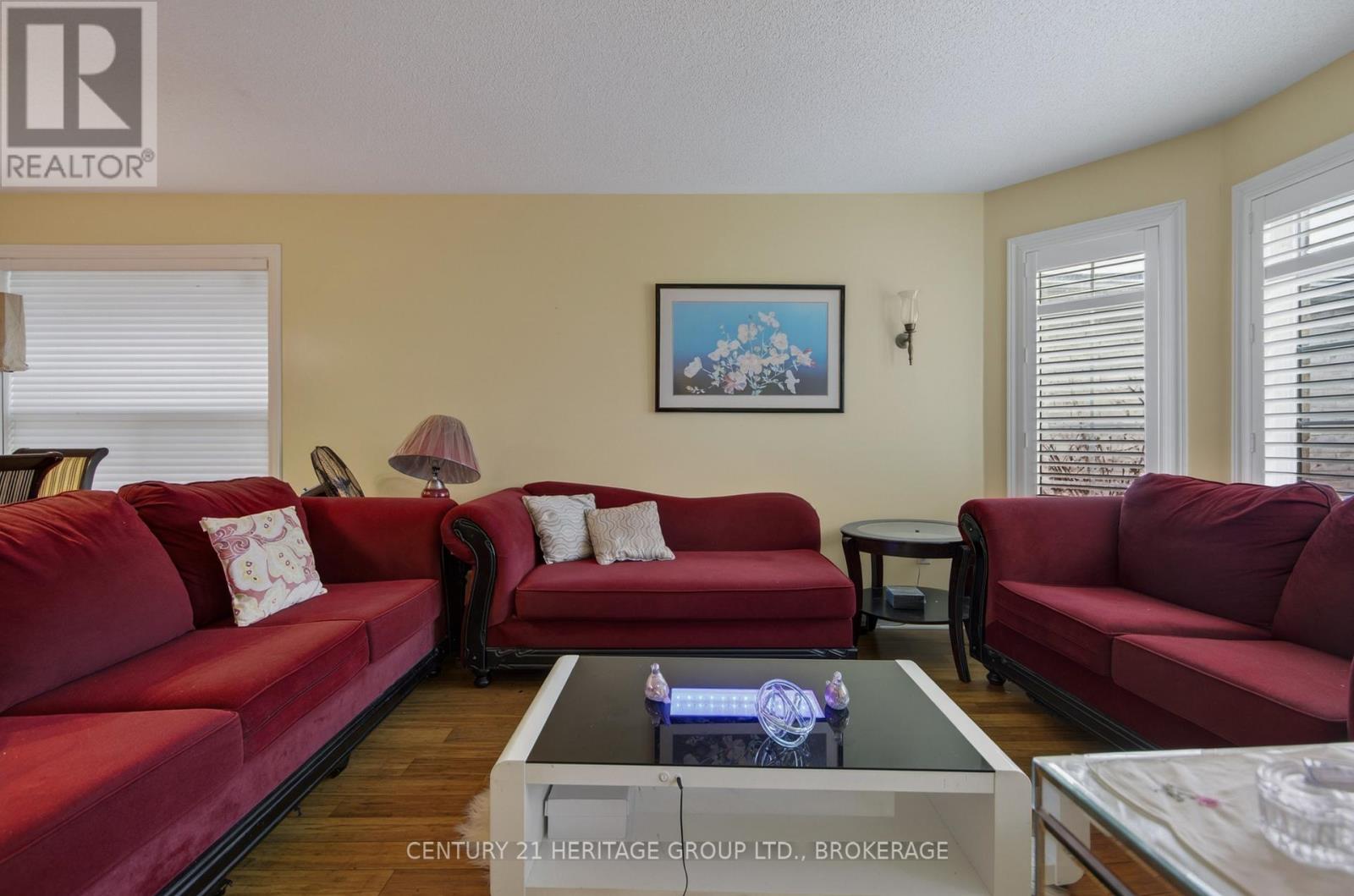 30 Lang Drive Property Photo 21