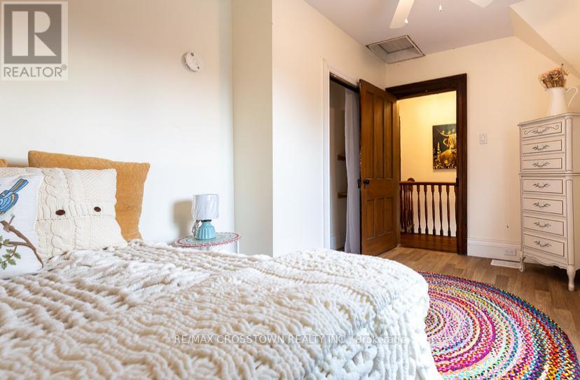 49 Park Street Property Photo 33