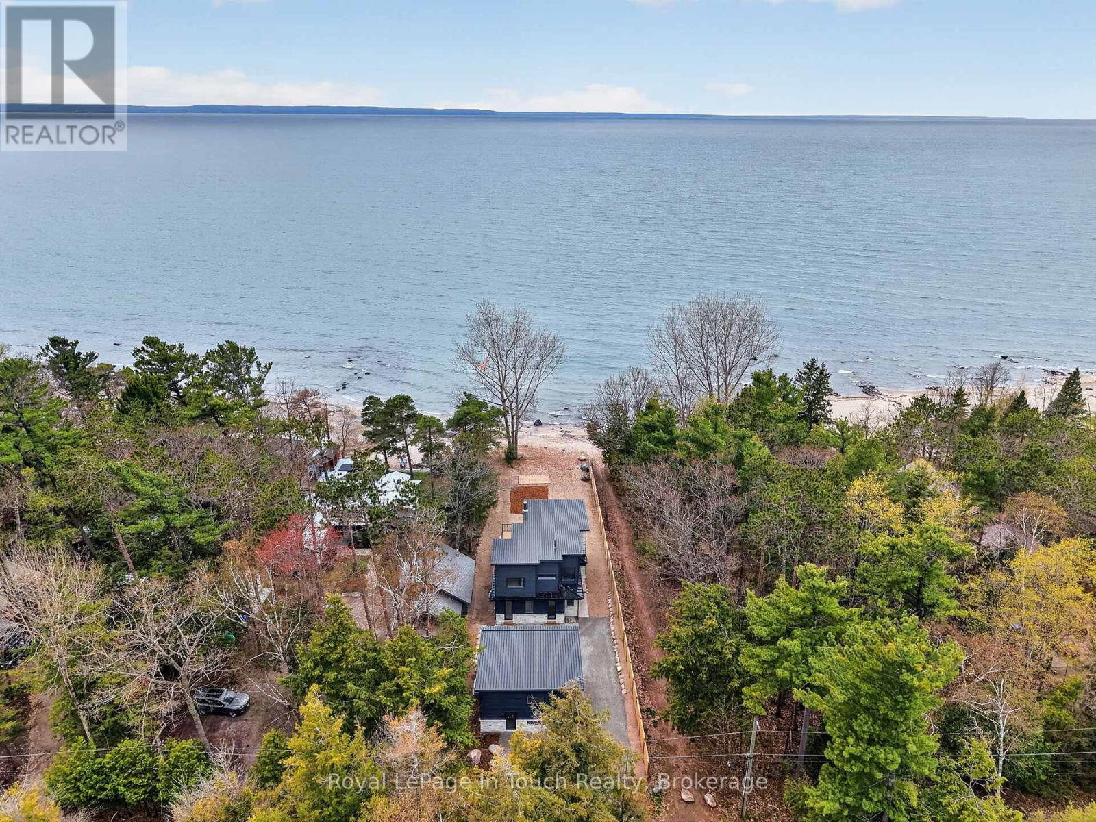 160 Tiny Beaches Road N Property Photo 1