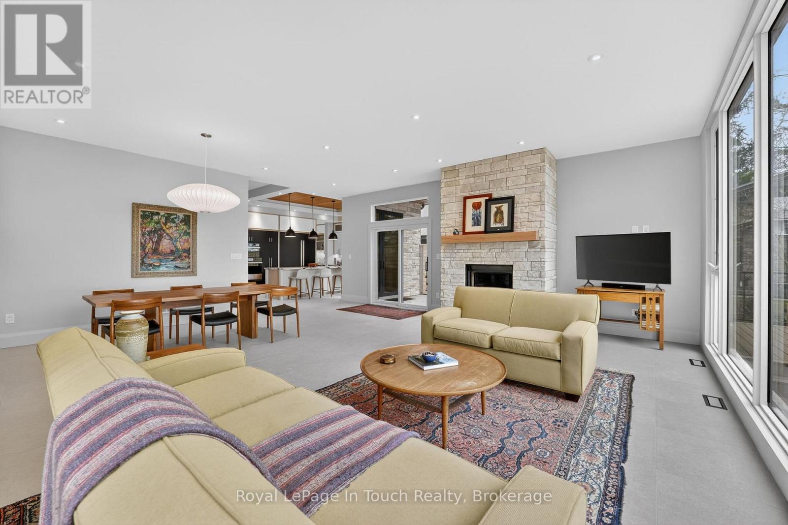 160 Tiny Beaches Road N Property Photo 18