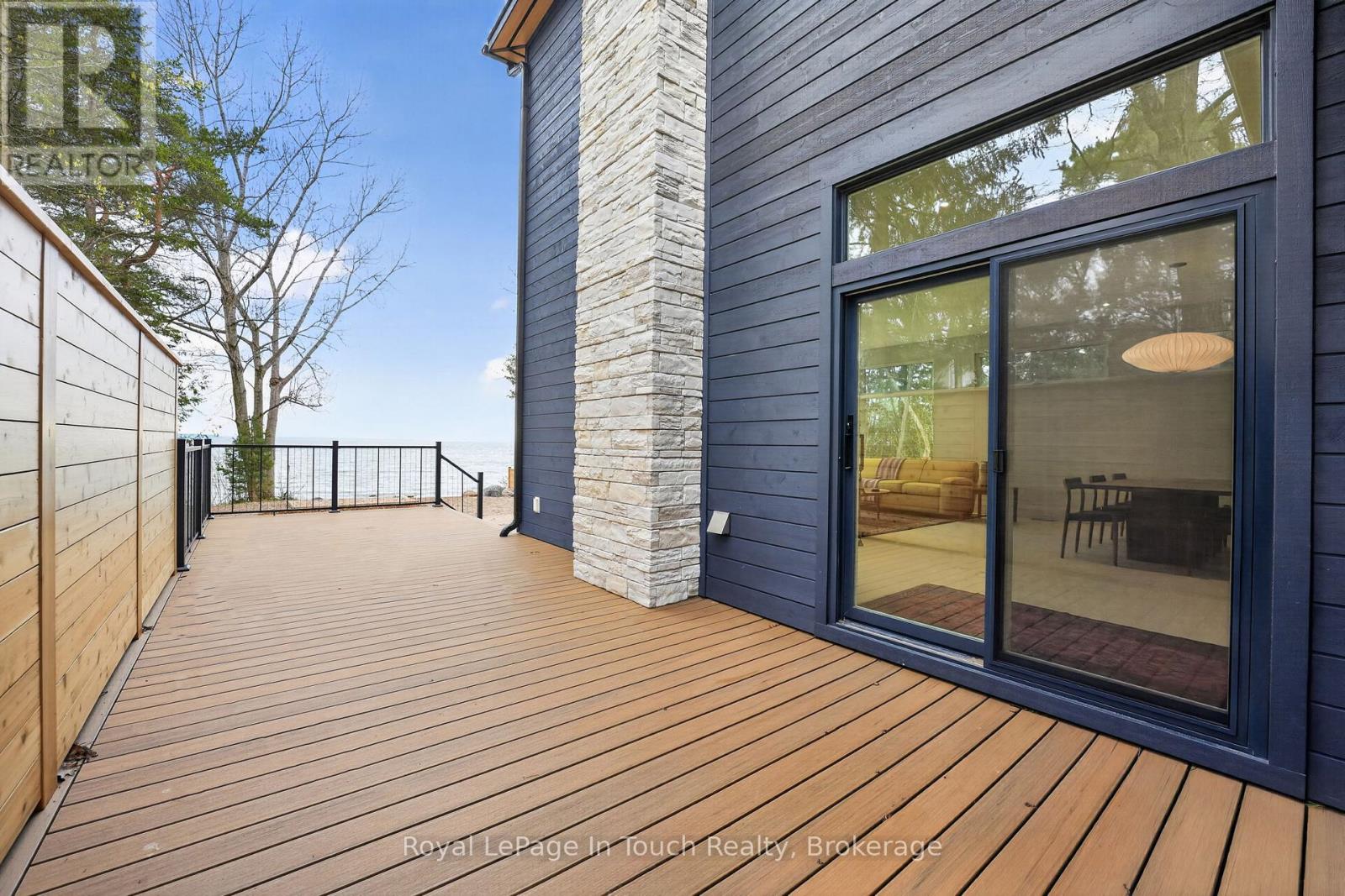 160 Tiny Beaches Road N Property Photo 41