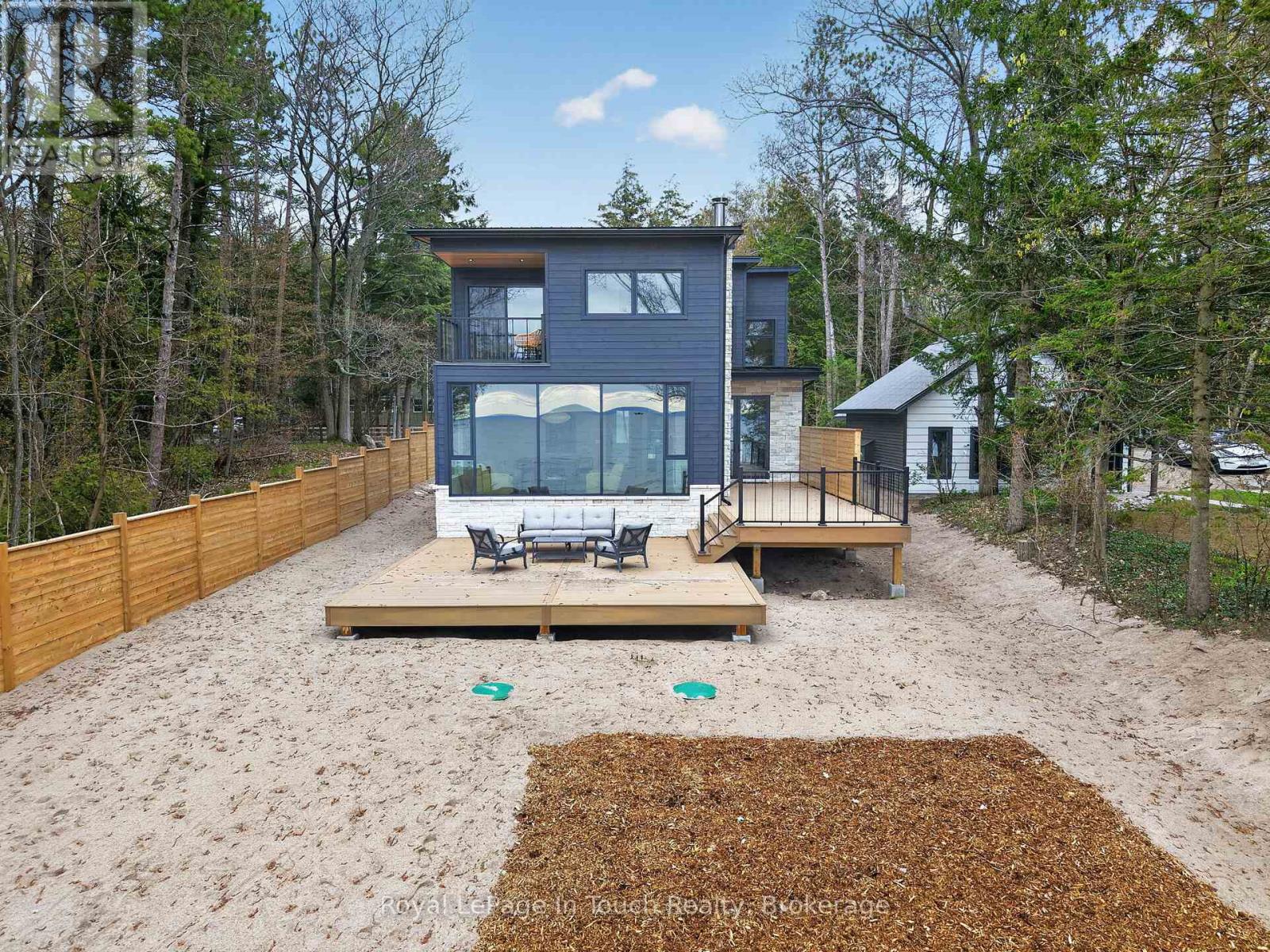 160 Tiny Beaches Road N Property Photo 45