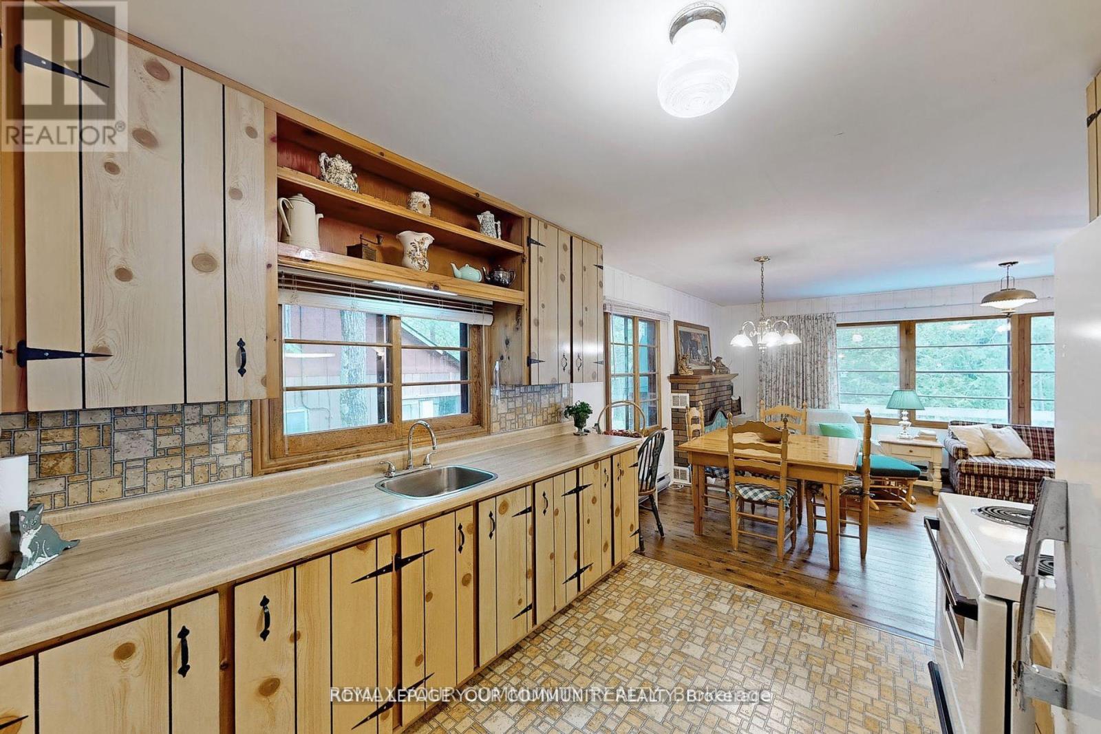 1207 Tiny Beaches Road S Property Photo 14