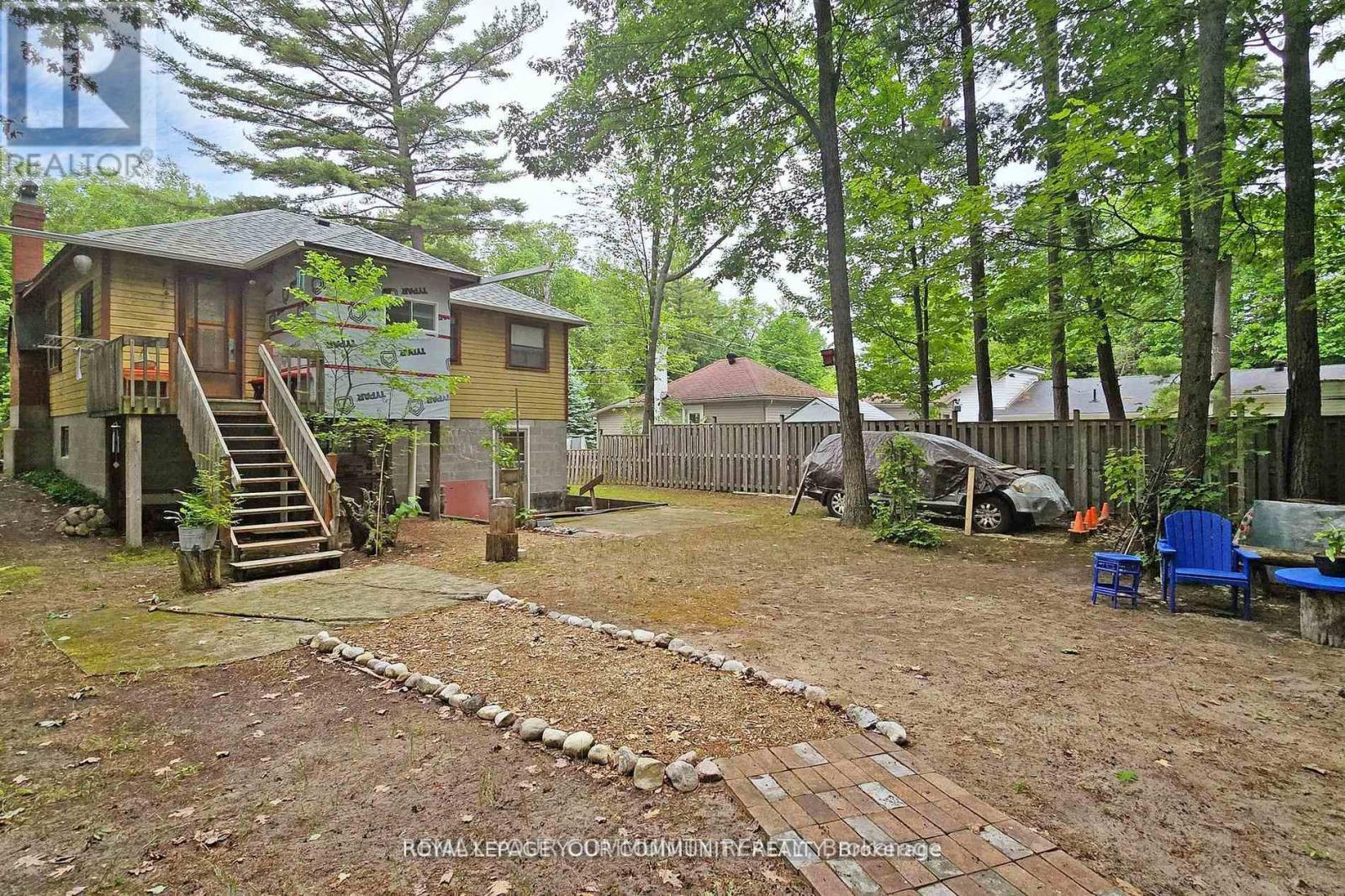 1207 Tiny Beaches Road S Property Photo 26