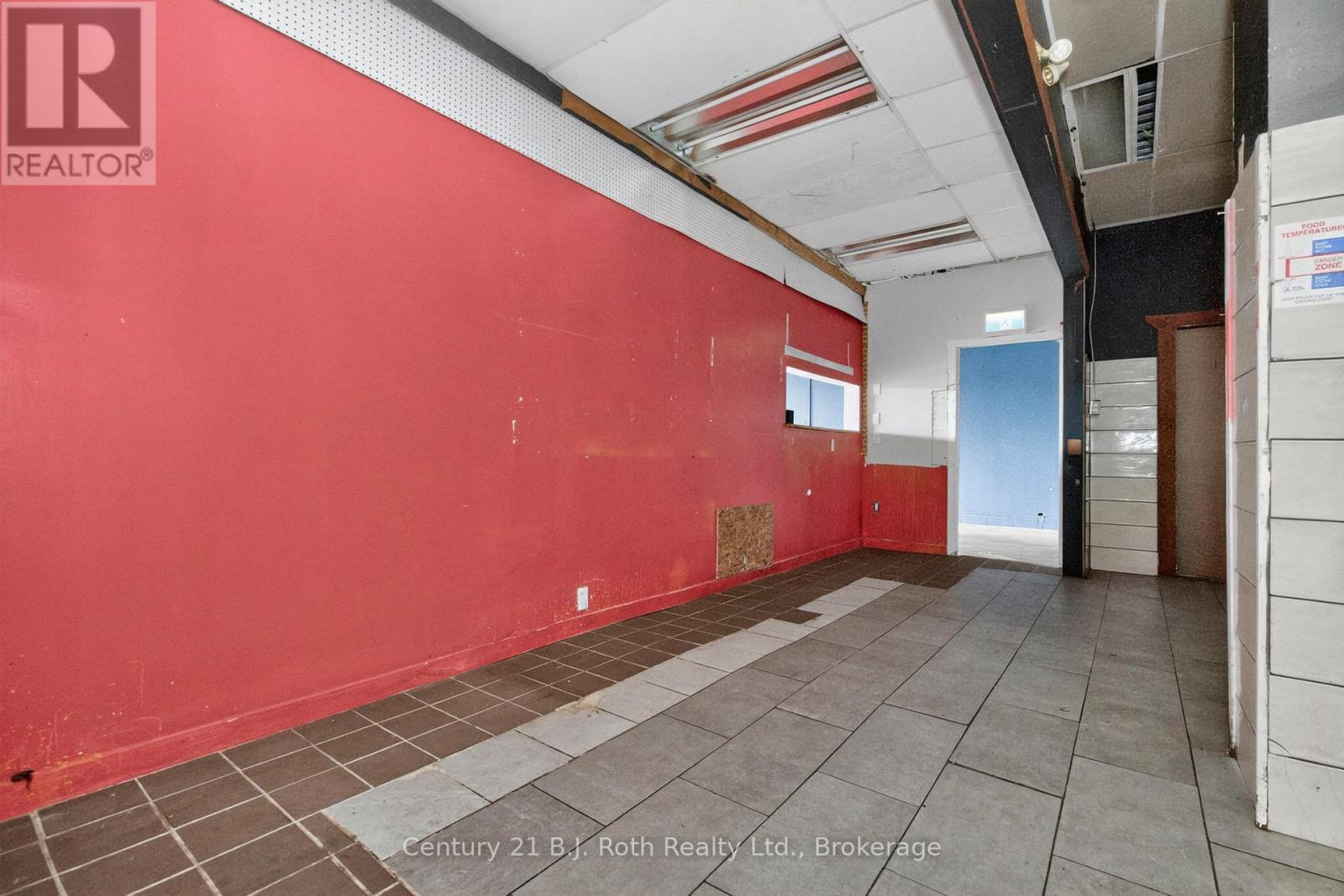 2 - 338 Park Street Property Photo 18