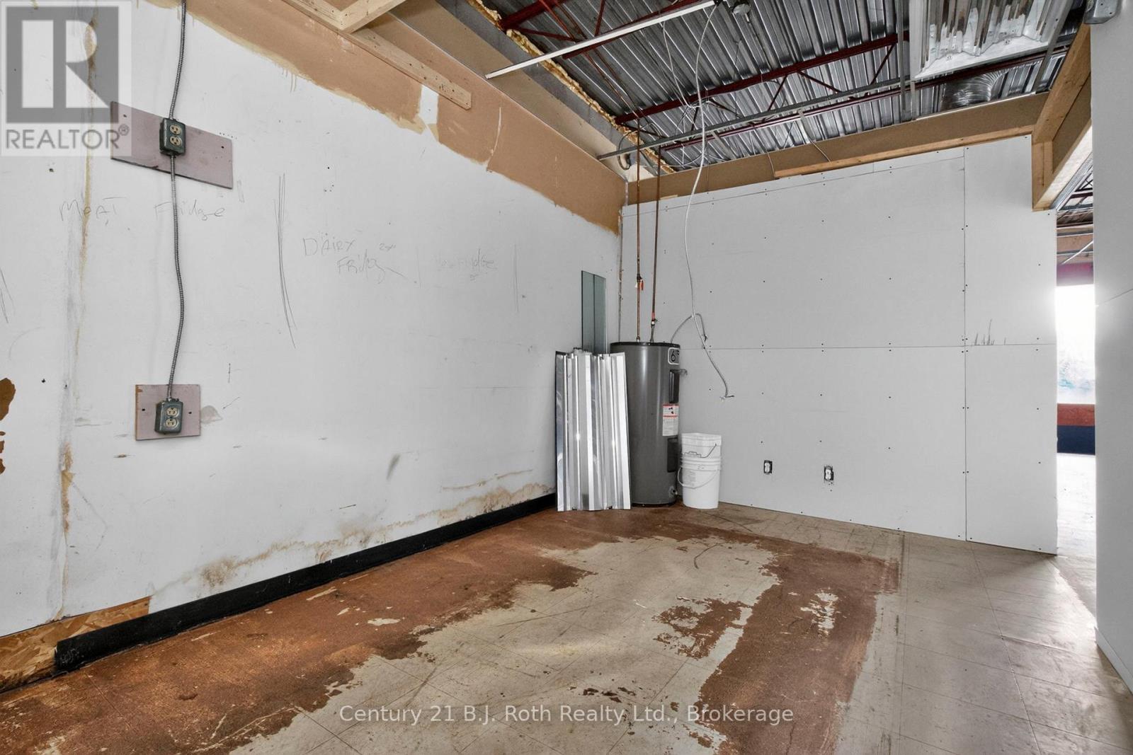 2 - 338 Park Street Property Photo 22