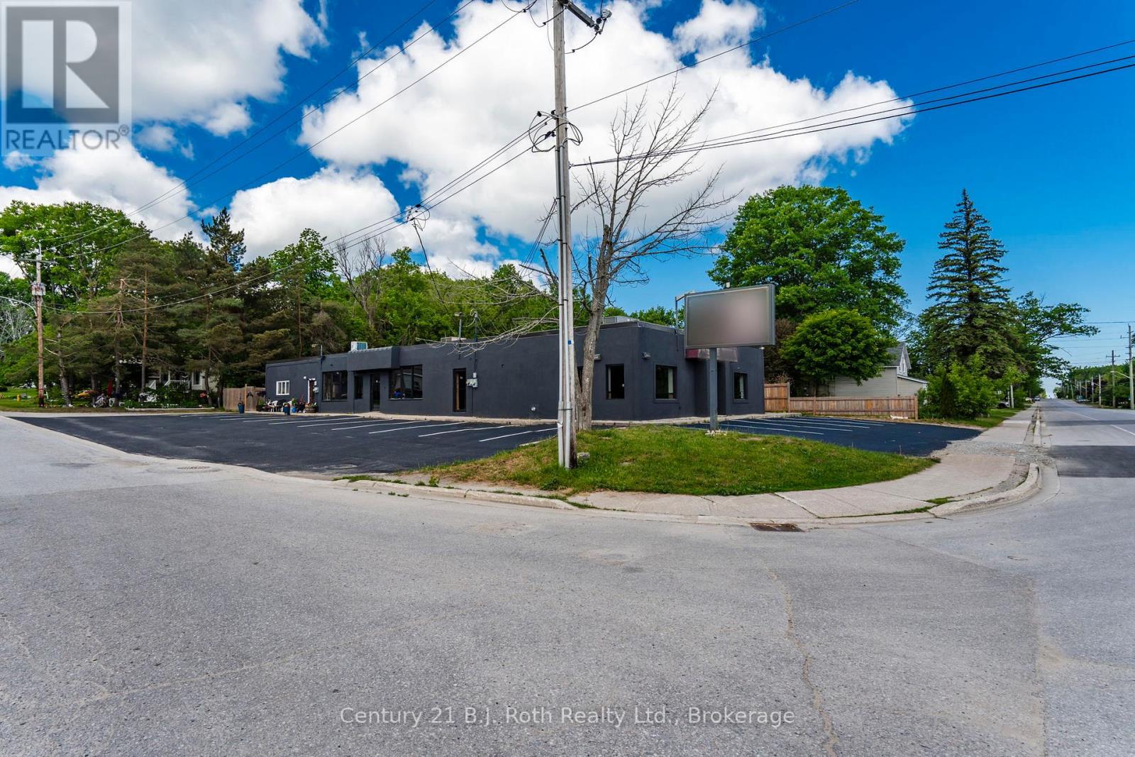 3 - 338 Park Street Property Photo 6
