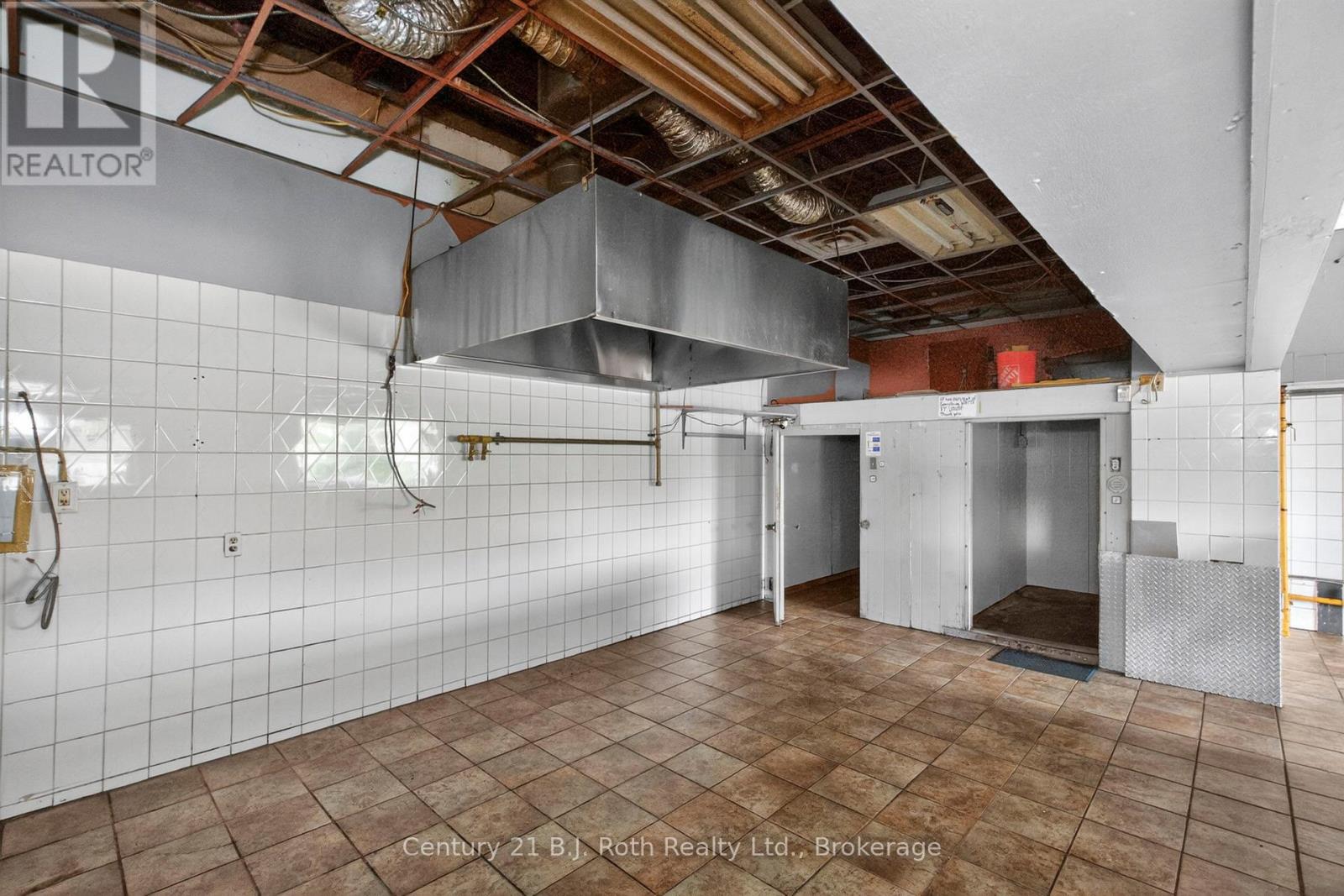 3 - 338 Park Street Property Photo 26