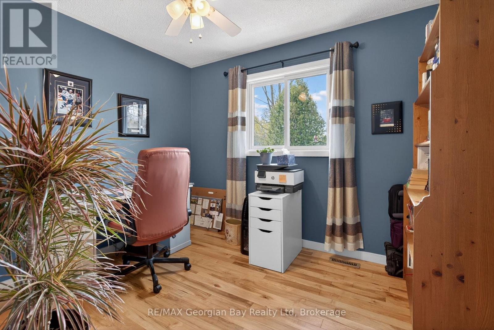 100 Peel Street Property Photo 18