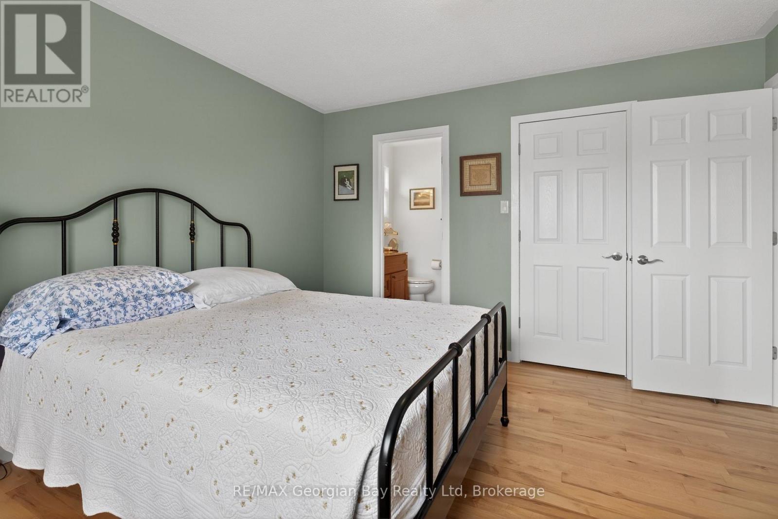 100 Peel Street Property Photo 21