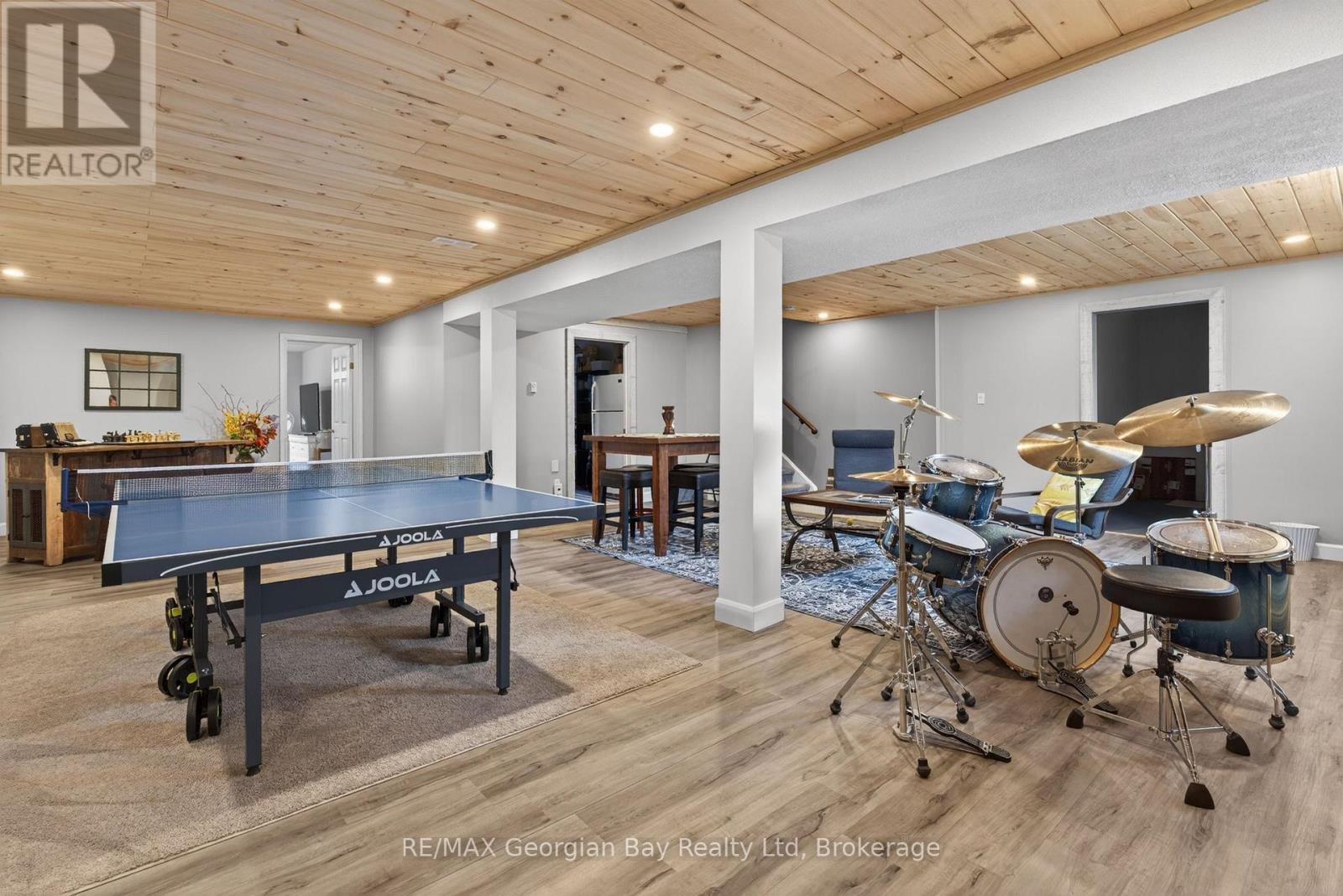 100 Peel Street Property Photo 30