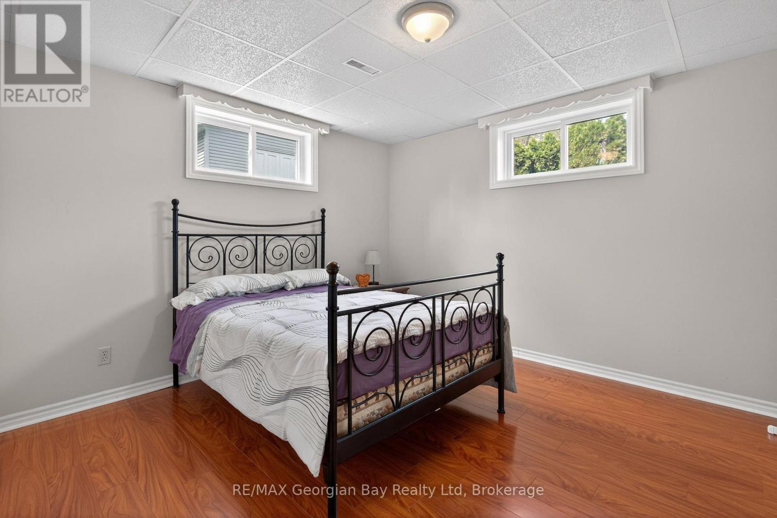 100 Peel Street Property Photo 31