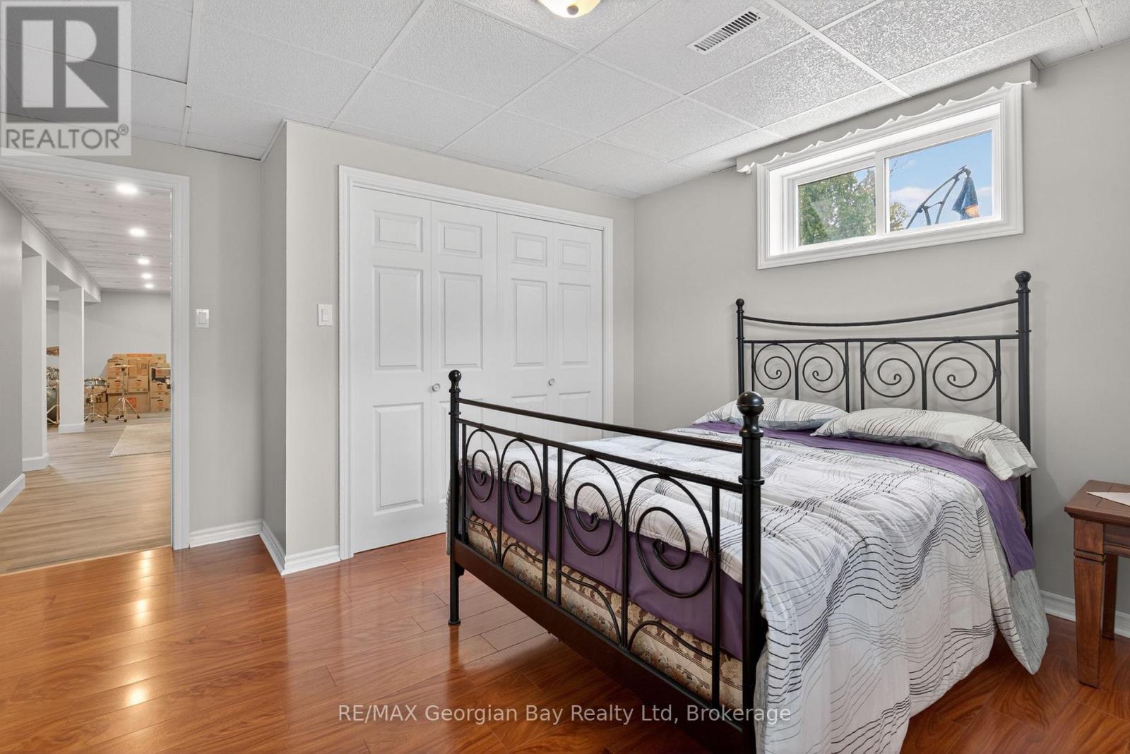 100 Peel Street Property Photo 32