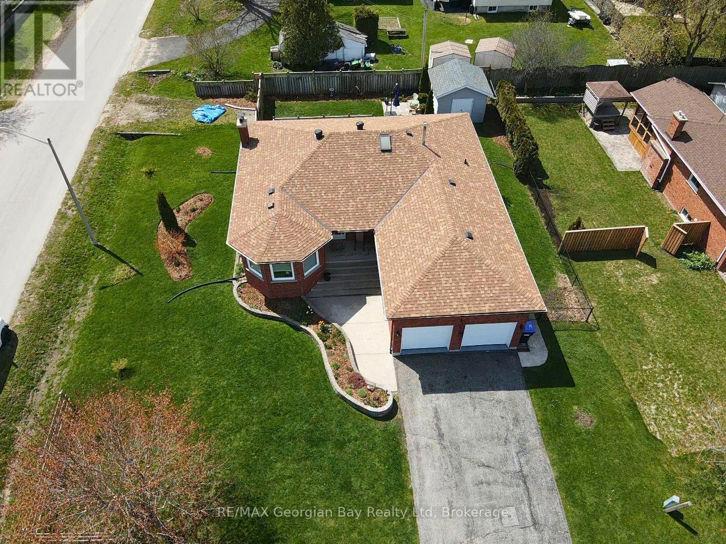 100 Peel Street Property Photo 38