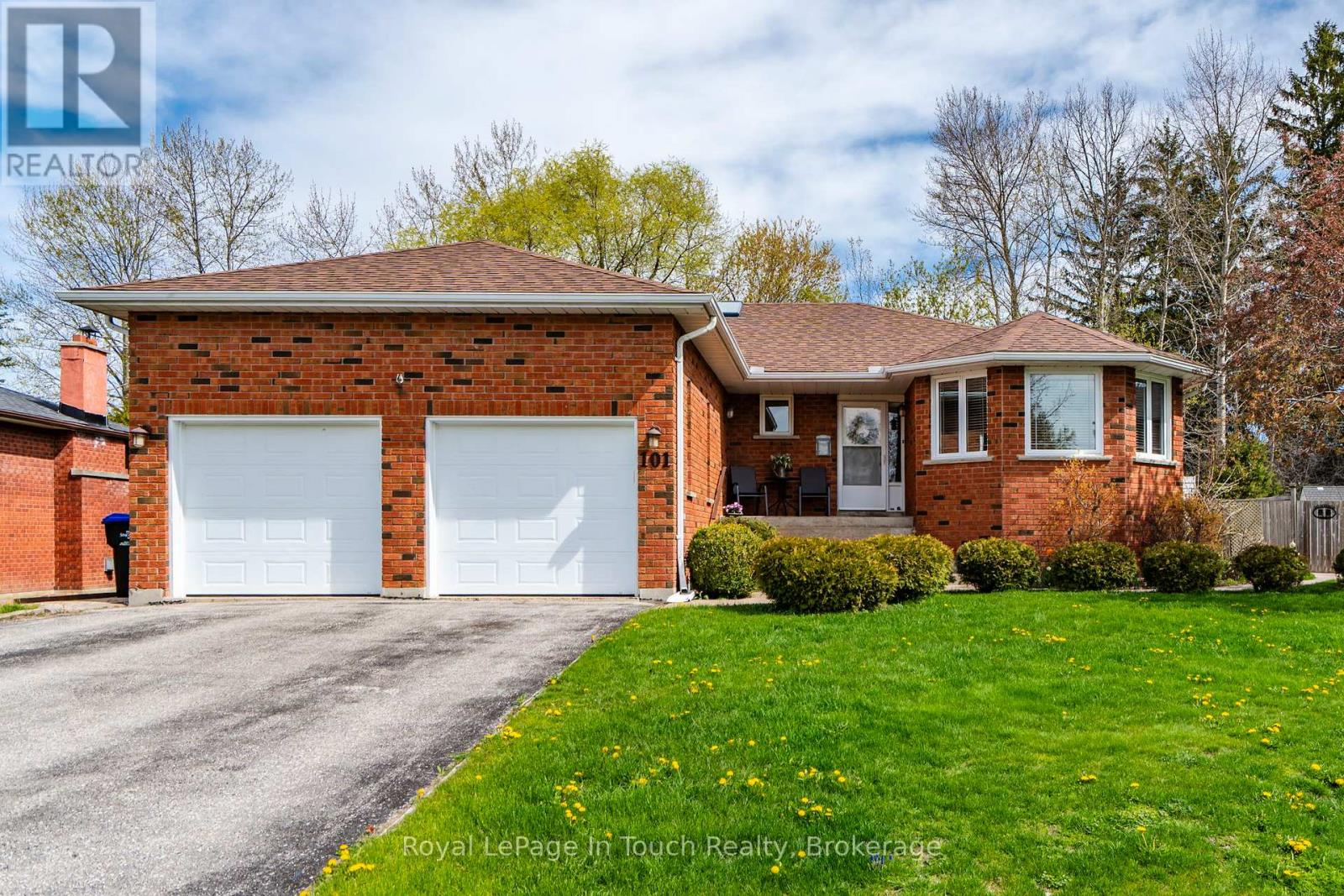 101 Peel Street Property Photo 1