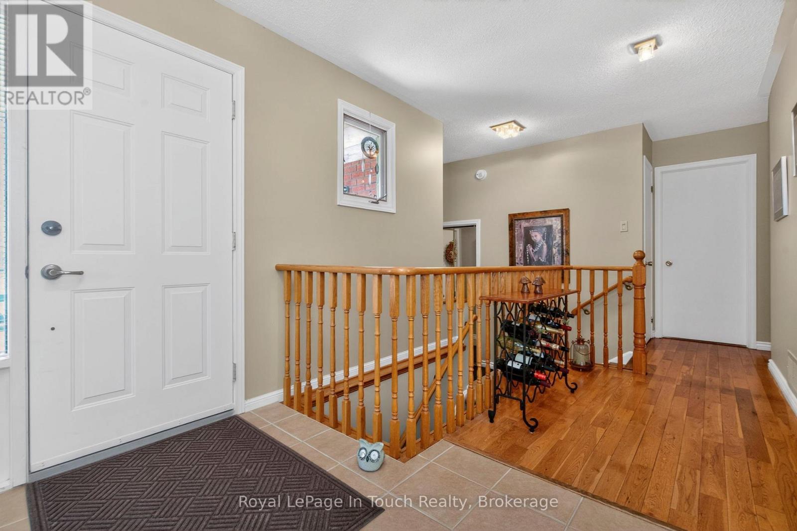 101 Peel Street Property Photo 6