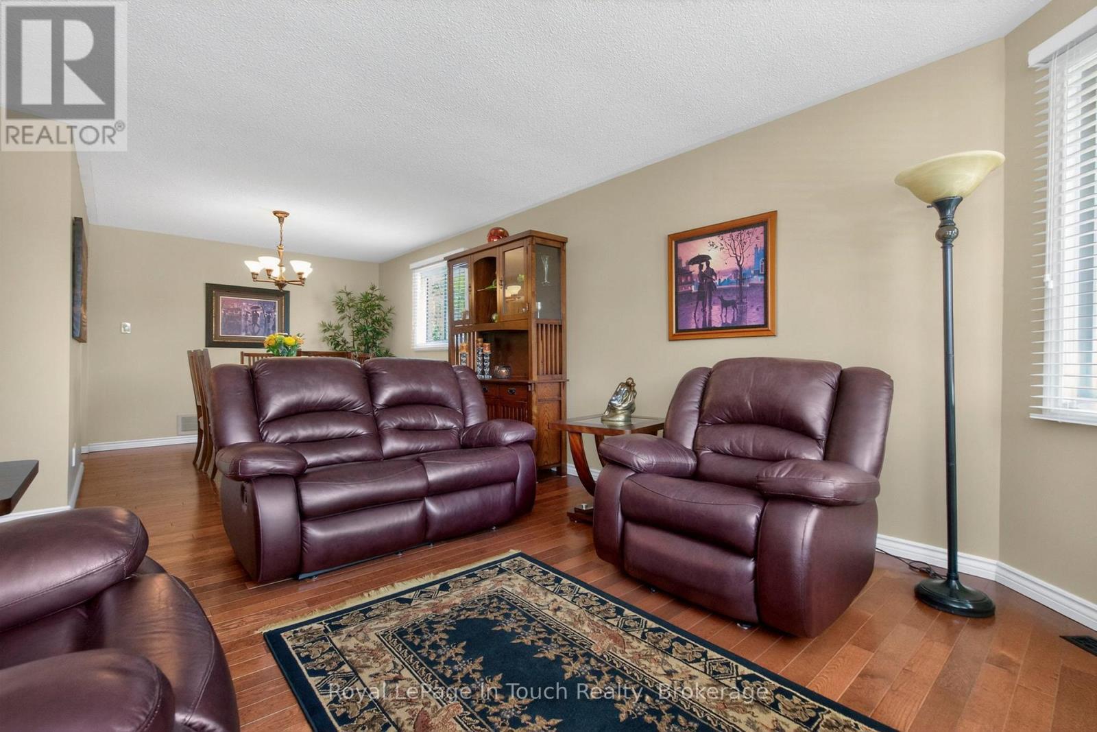101 Peel Street Property Photo 7