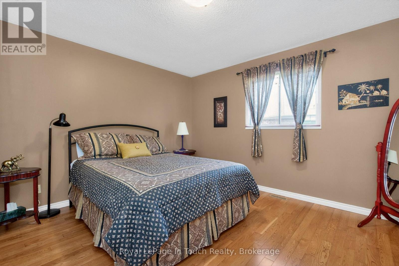 101 Peel Street Property Photo 14