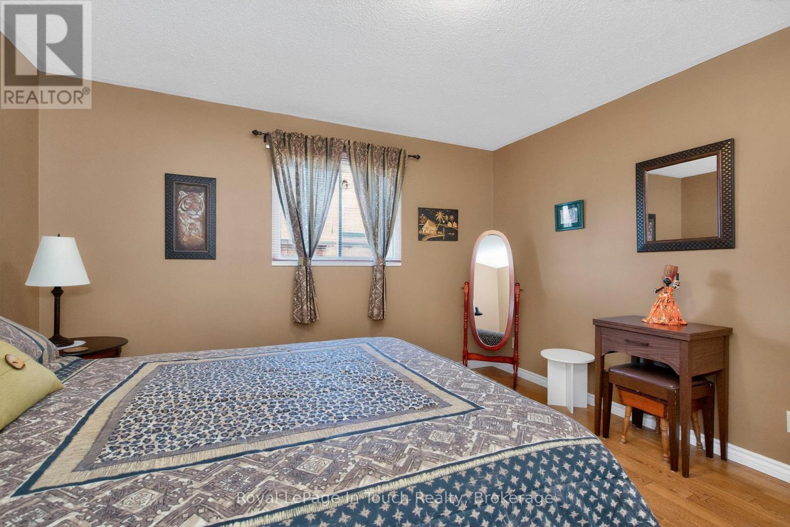 101 Peel Street Property Photo 15