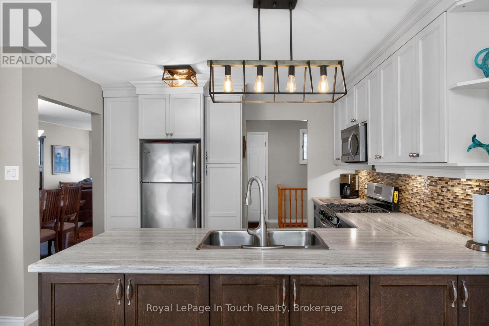 101 Peel Street Property Photo 22
