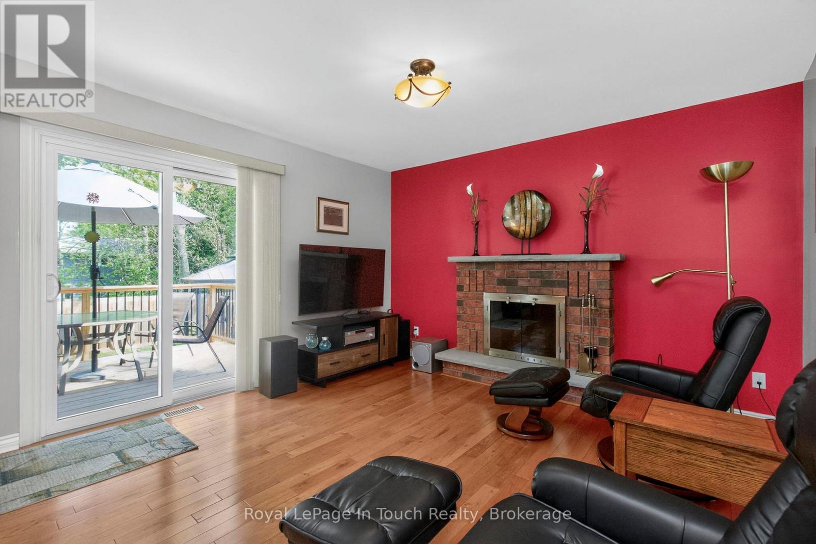 101 Peel Street Property Photo 24