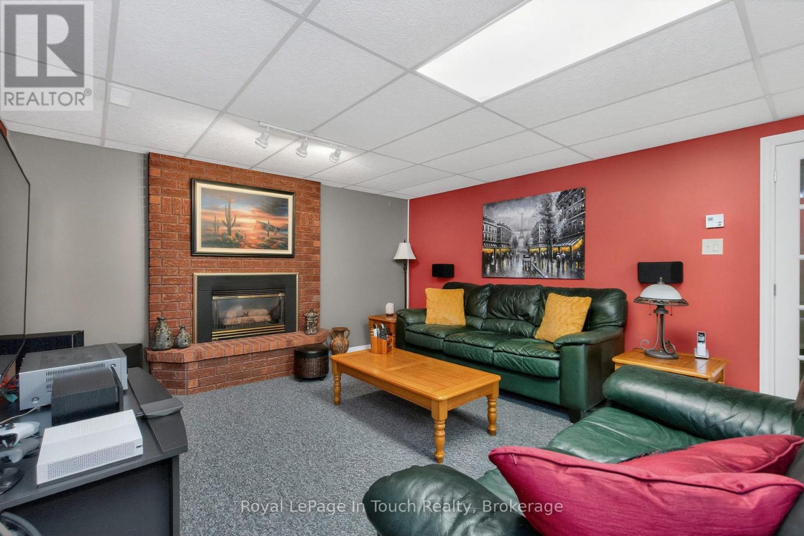 101 Peel Street Property Photo 31