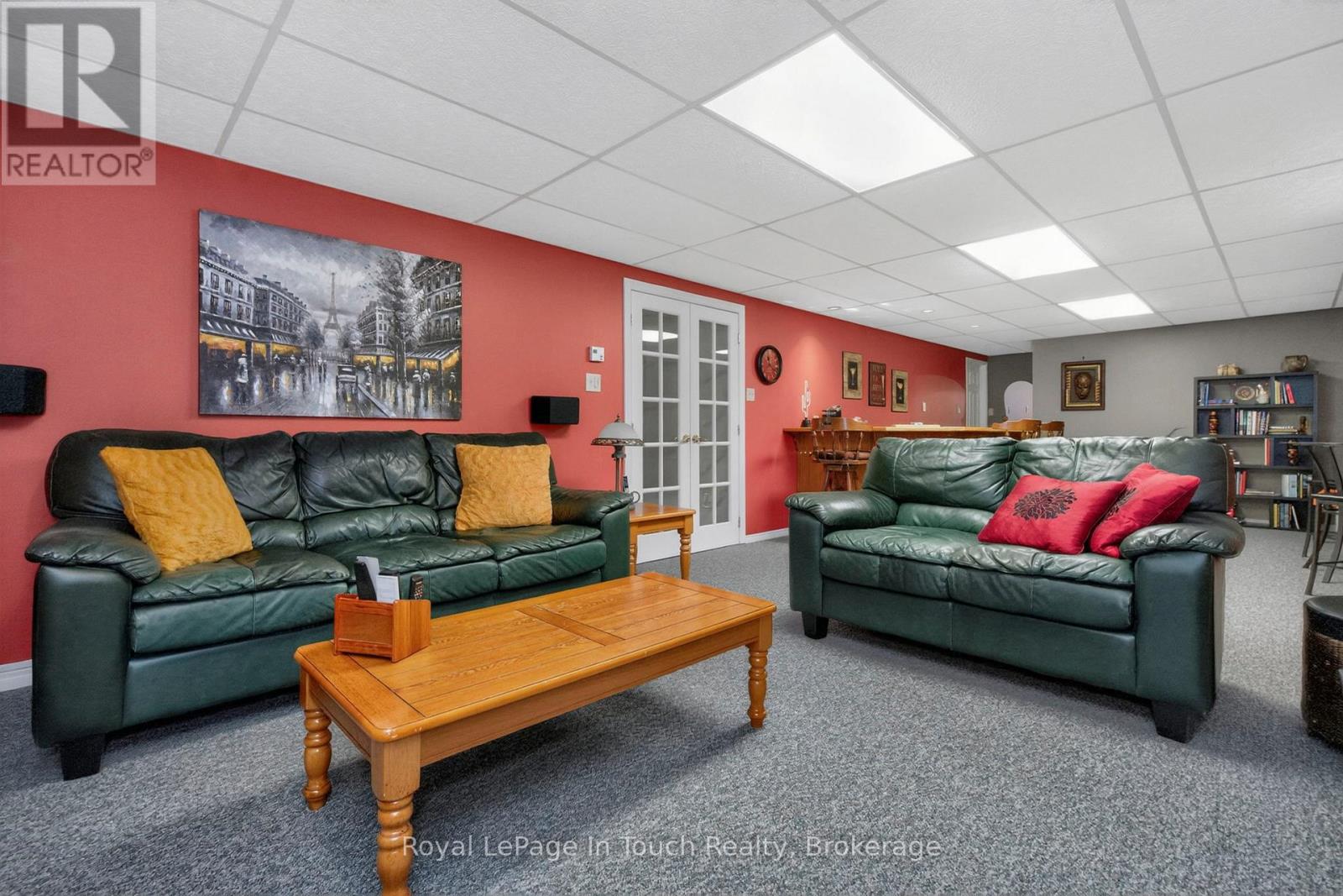 101 Peel Street Property Photo 32