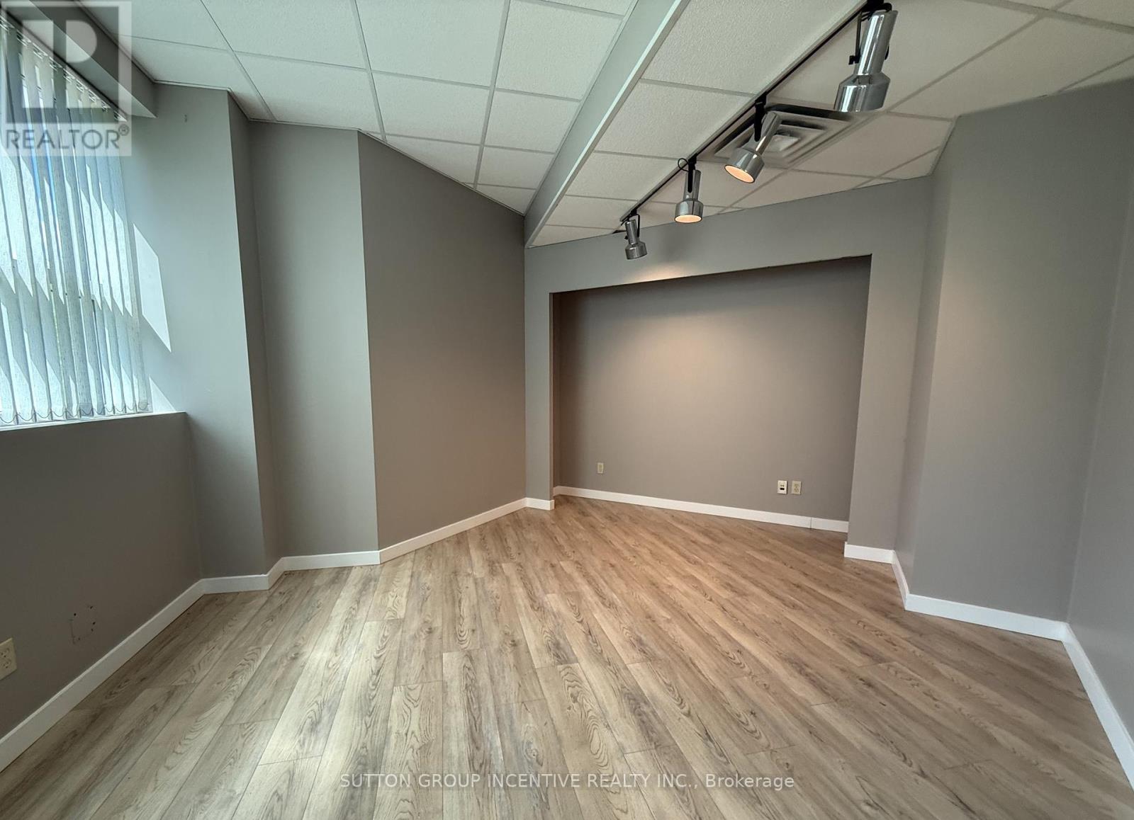 11 - 47 Harley Court Property Photo 4